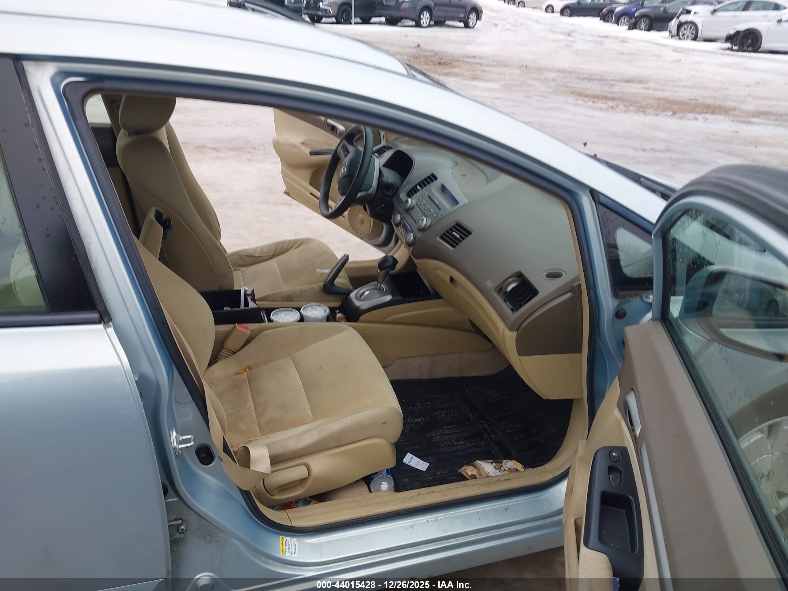 HONDA CIVIC image 5