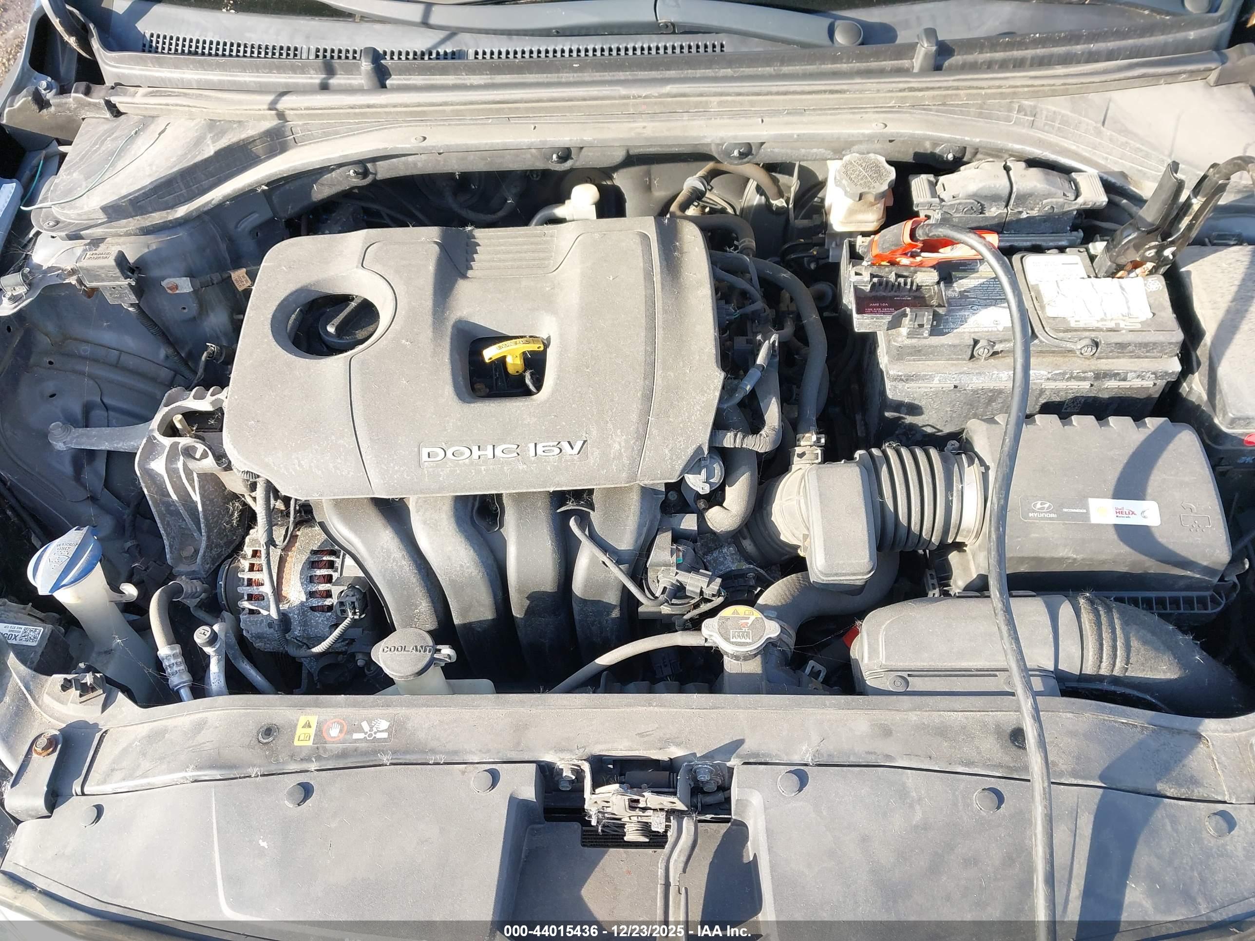 HYUNDAI ELANTRA image 10