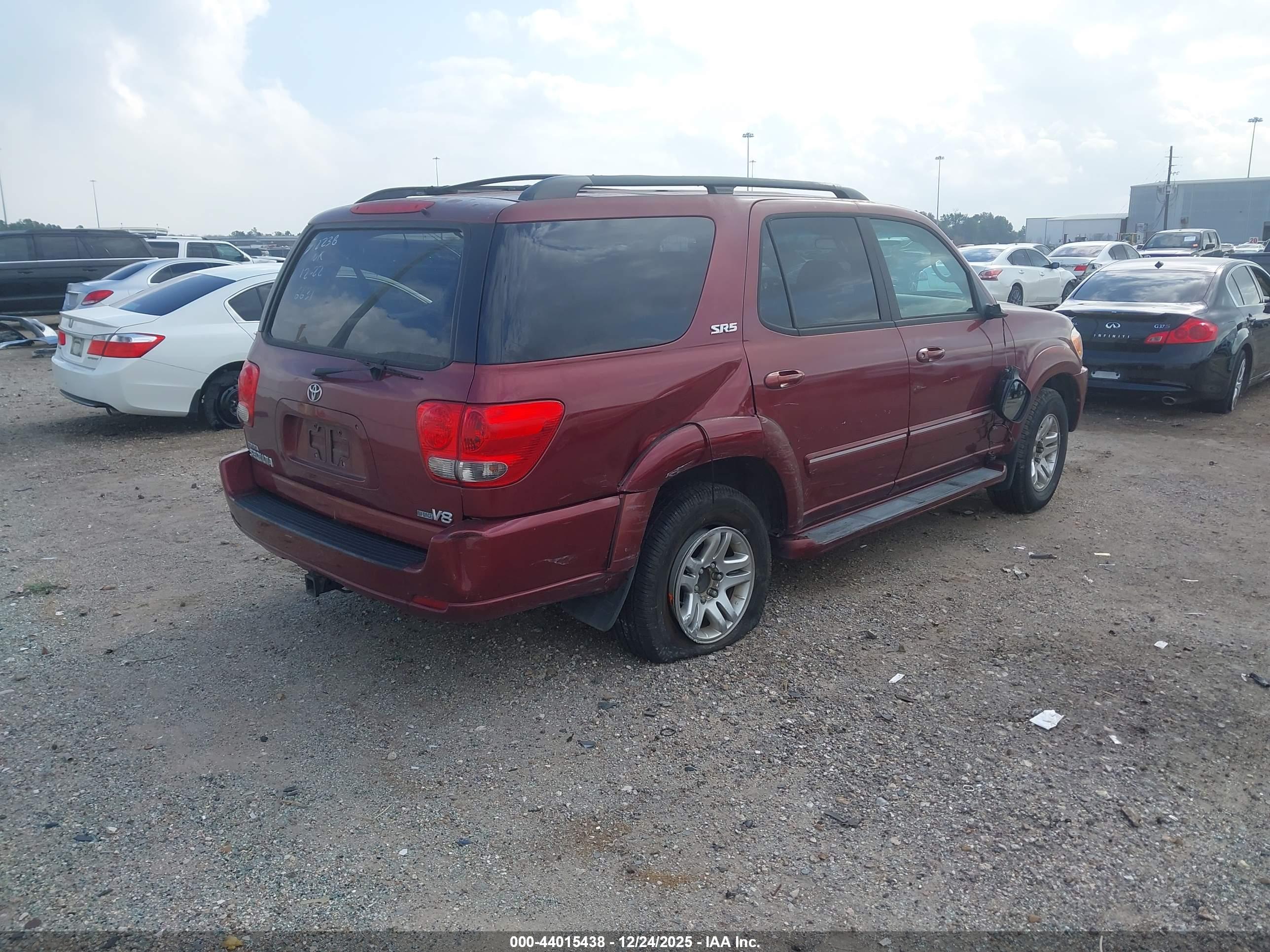 TOYOTA SEQUOIA image 4