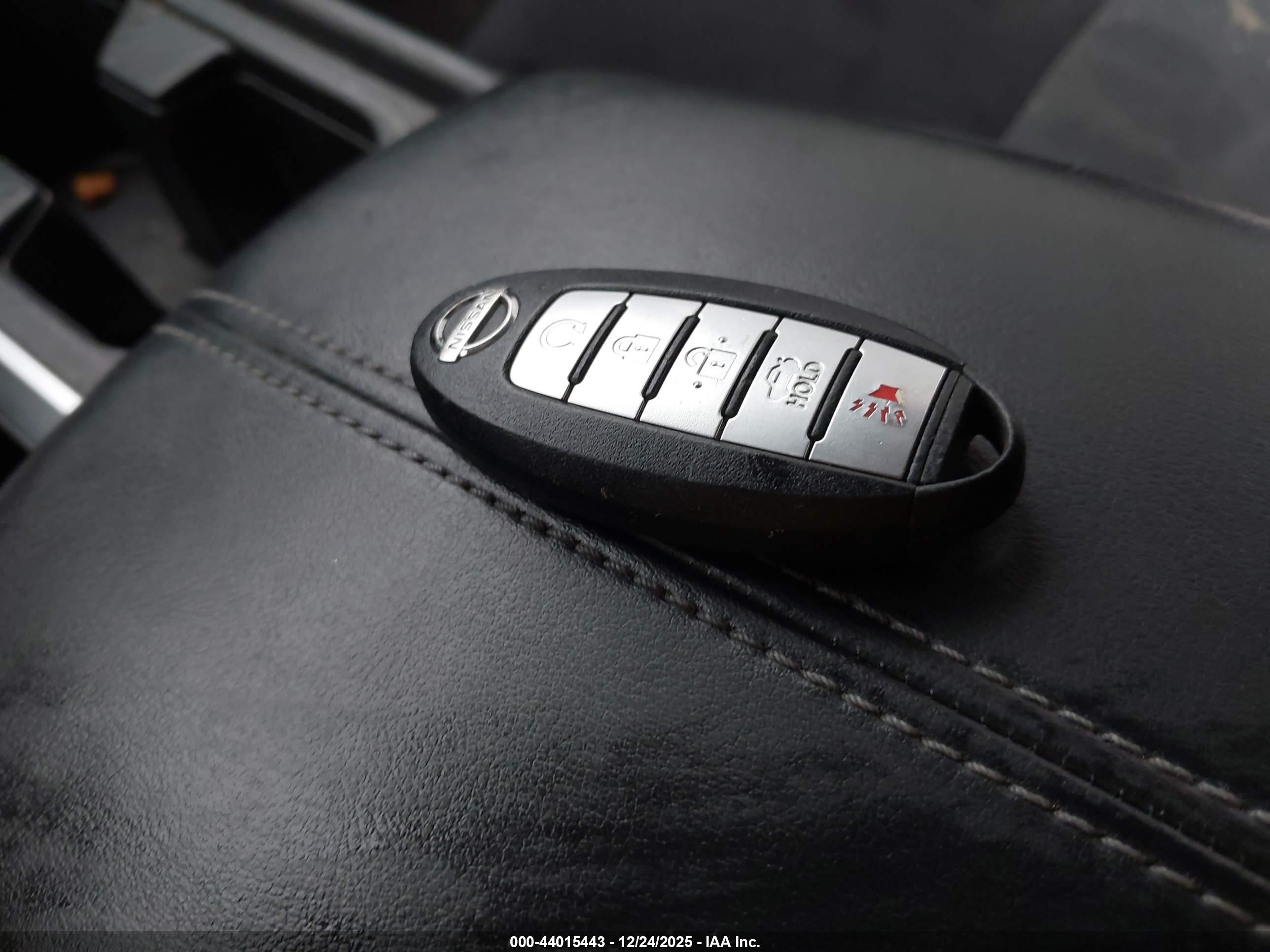 NISSAN SENTRA image 11