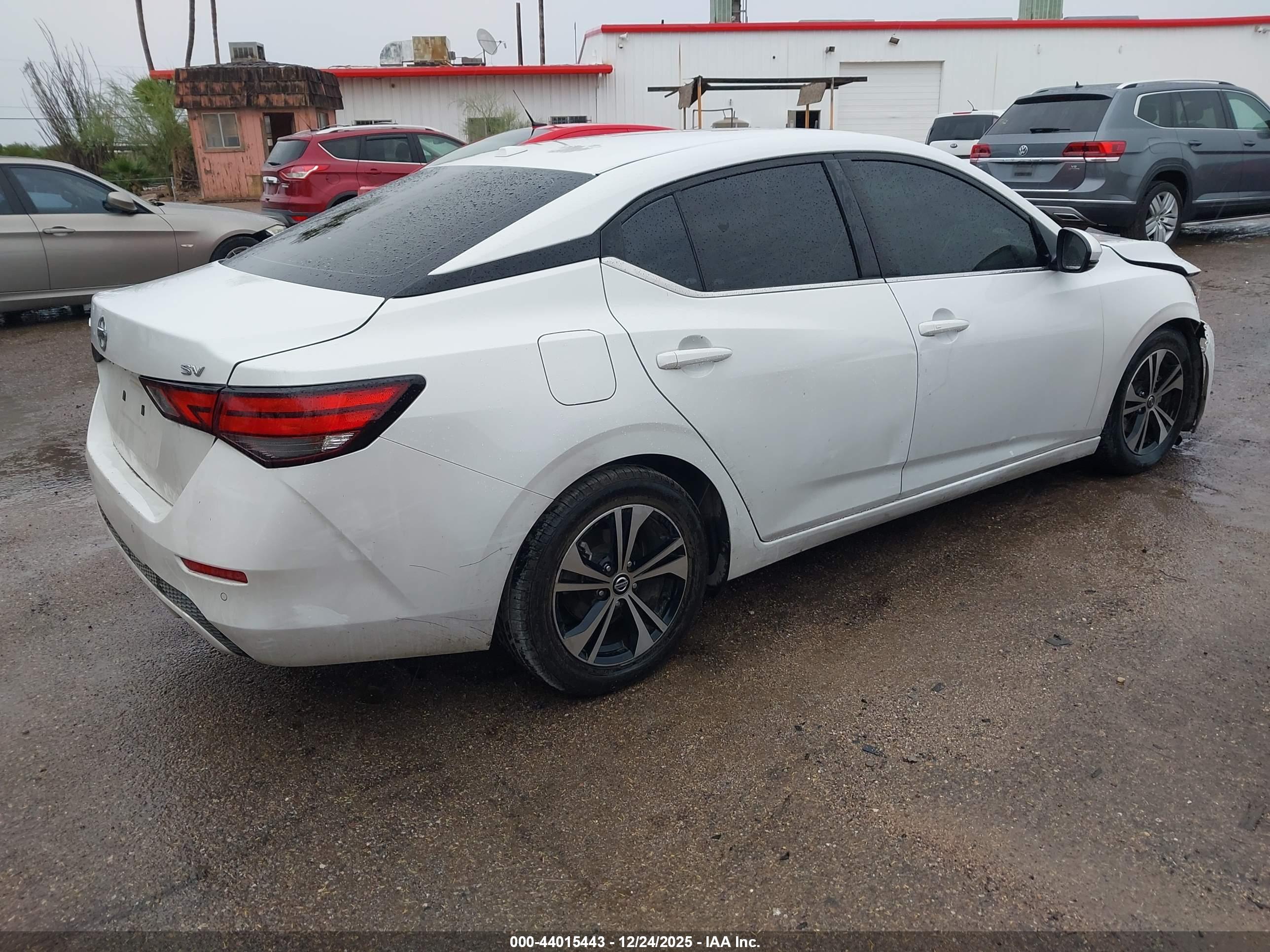 NISSAN SENTRA image 4