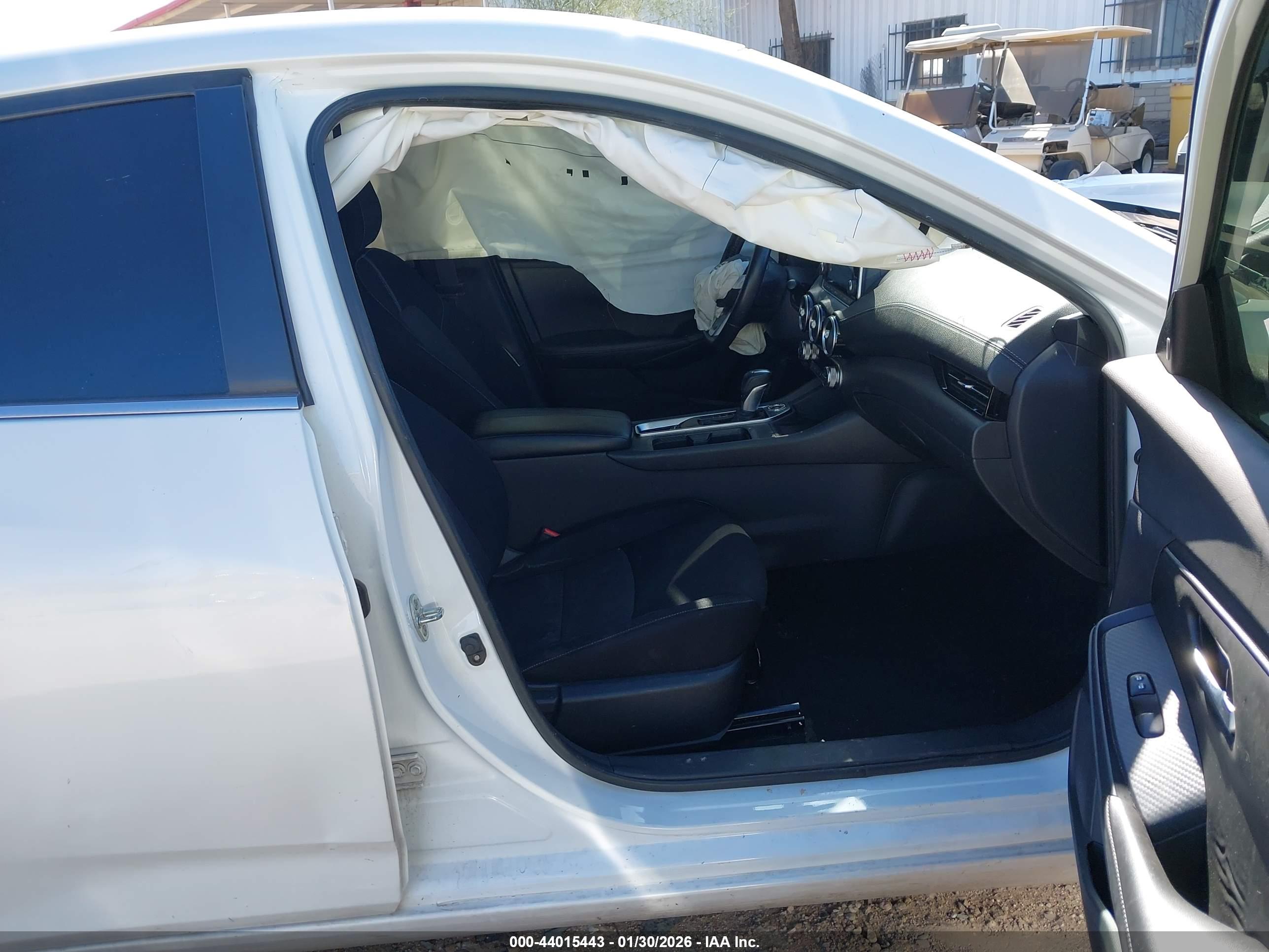 NISSAN SENTRA image 5
