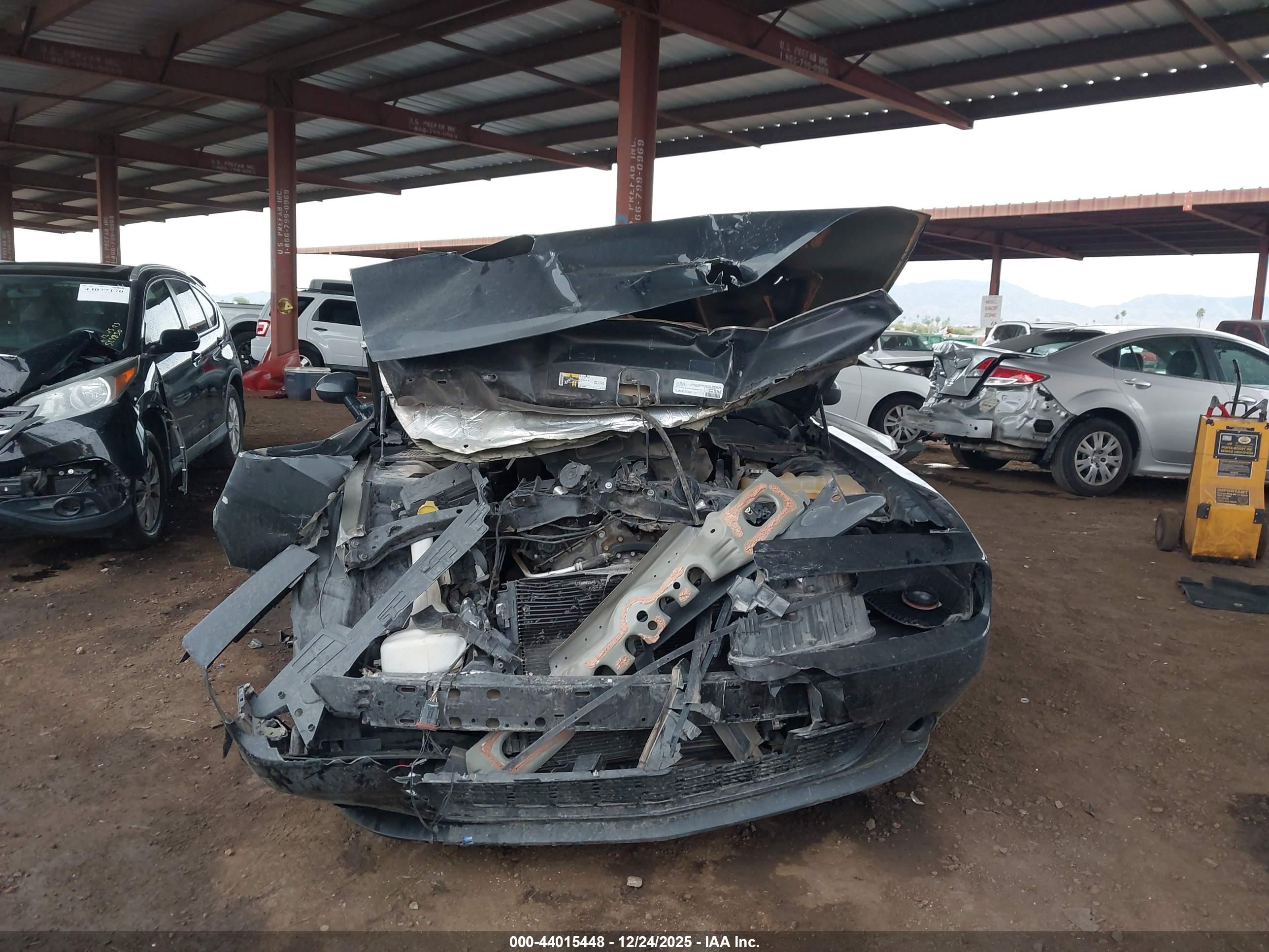 DODGE CHALLENGER image 6