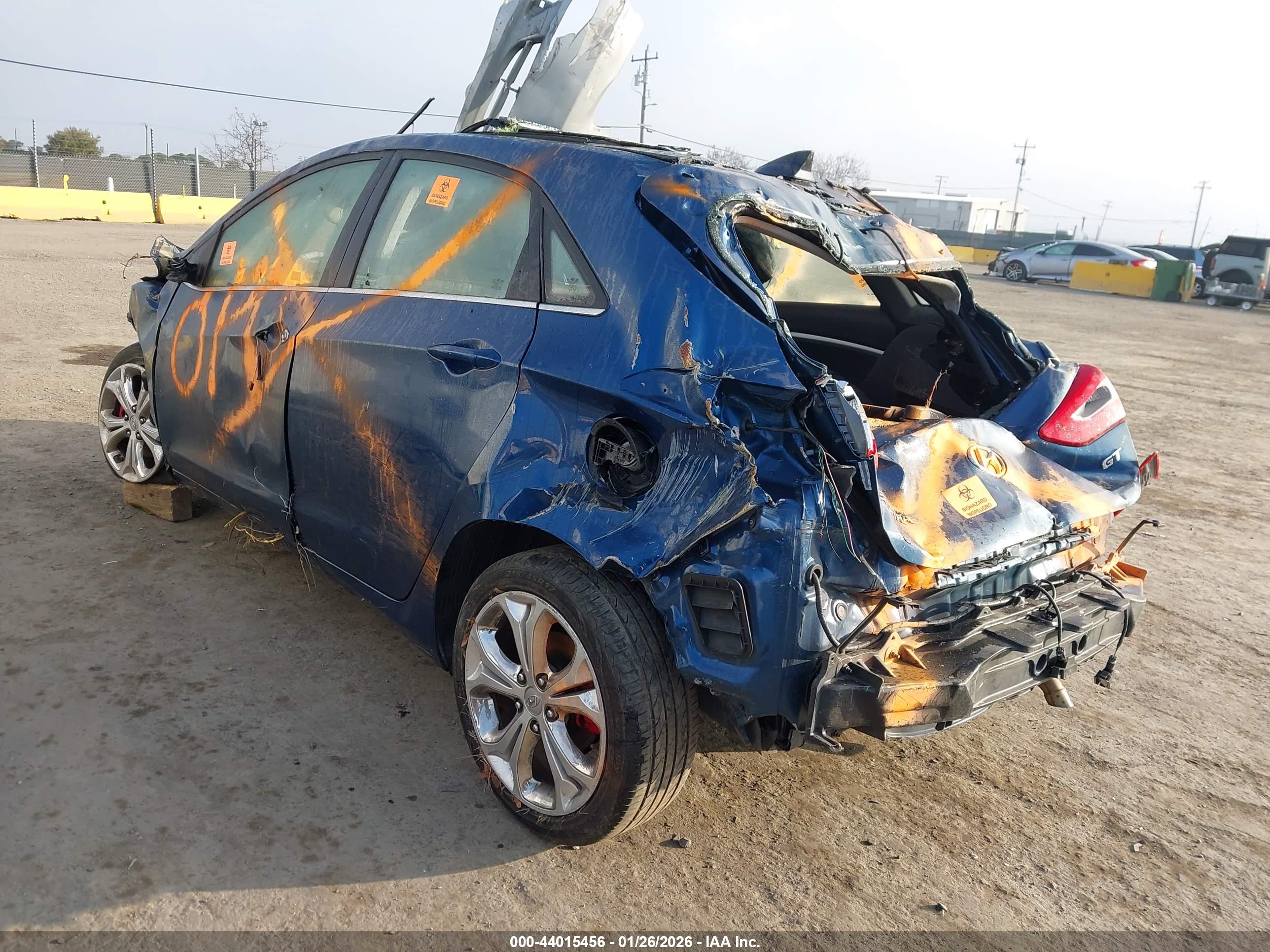 HYUNDAI ELANTRA image 3