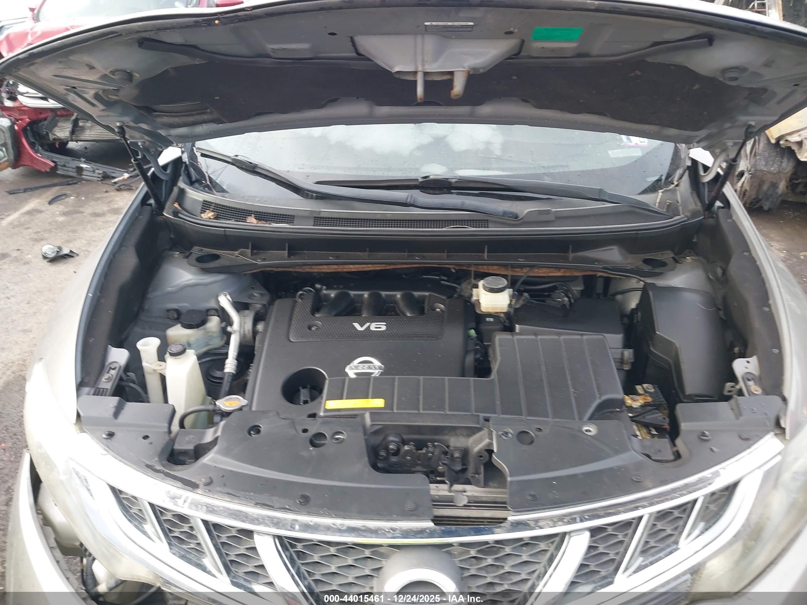 NISSAN MURANO image 10