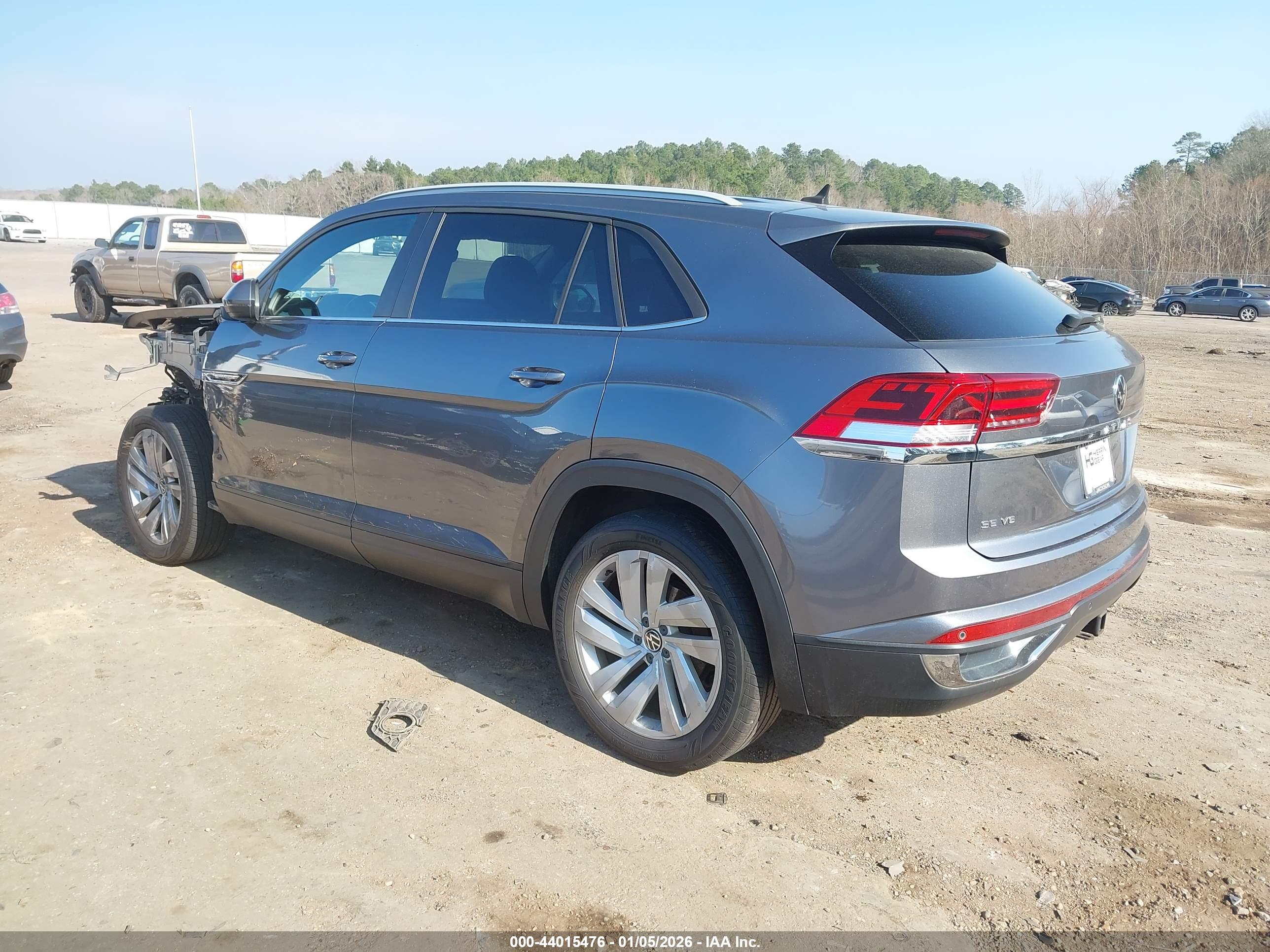 VOLKSWAGEN ATLAS image 3