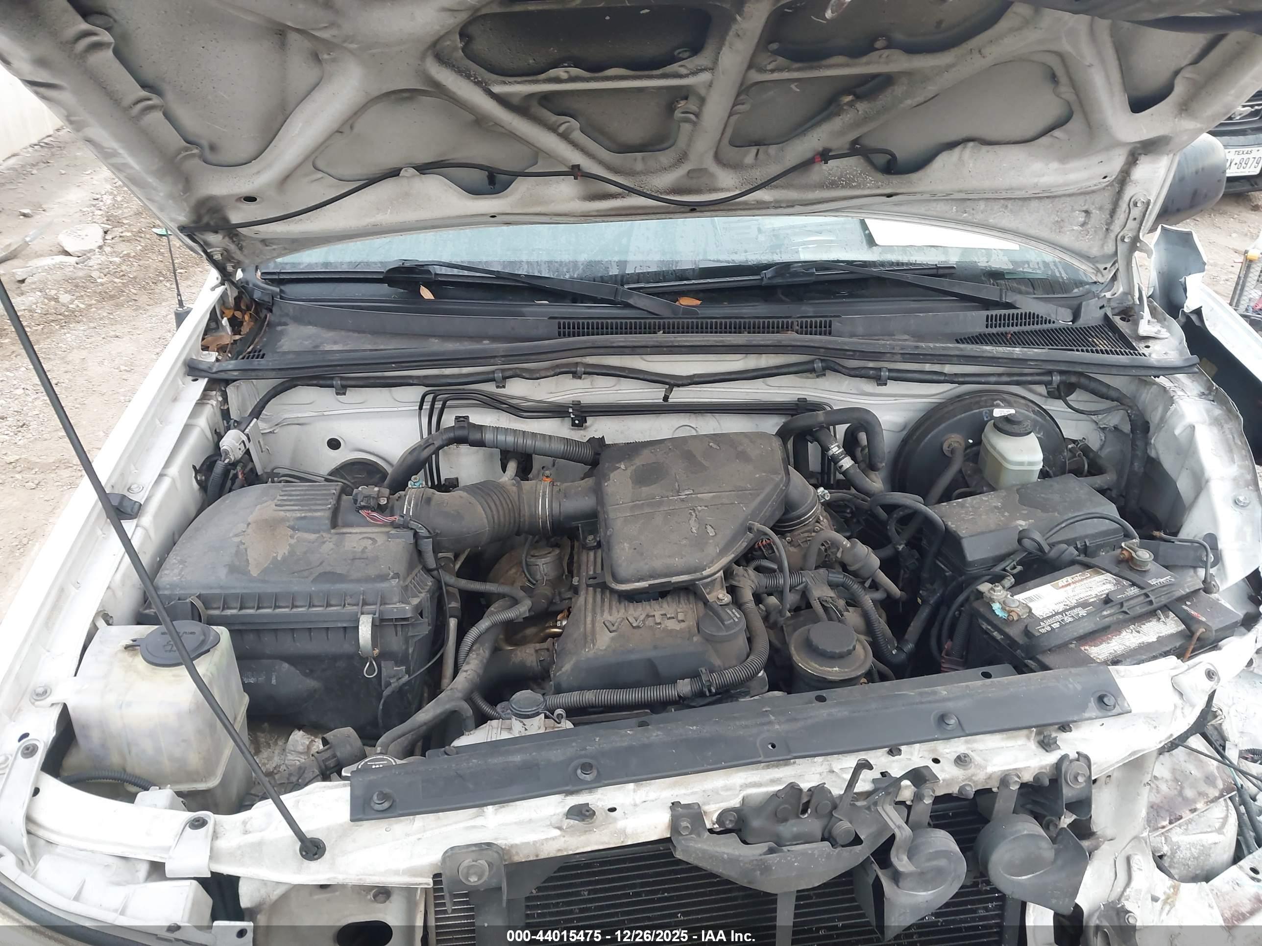 TOYOTA TACOMA image 10