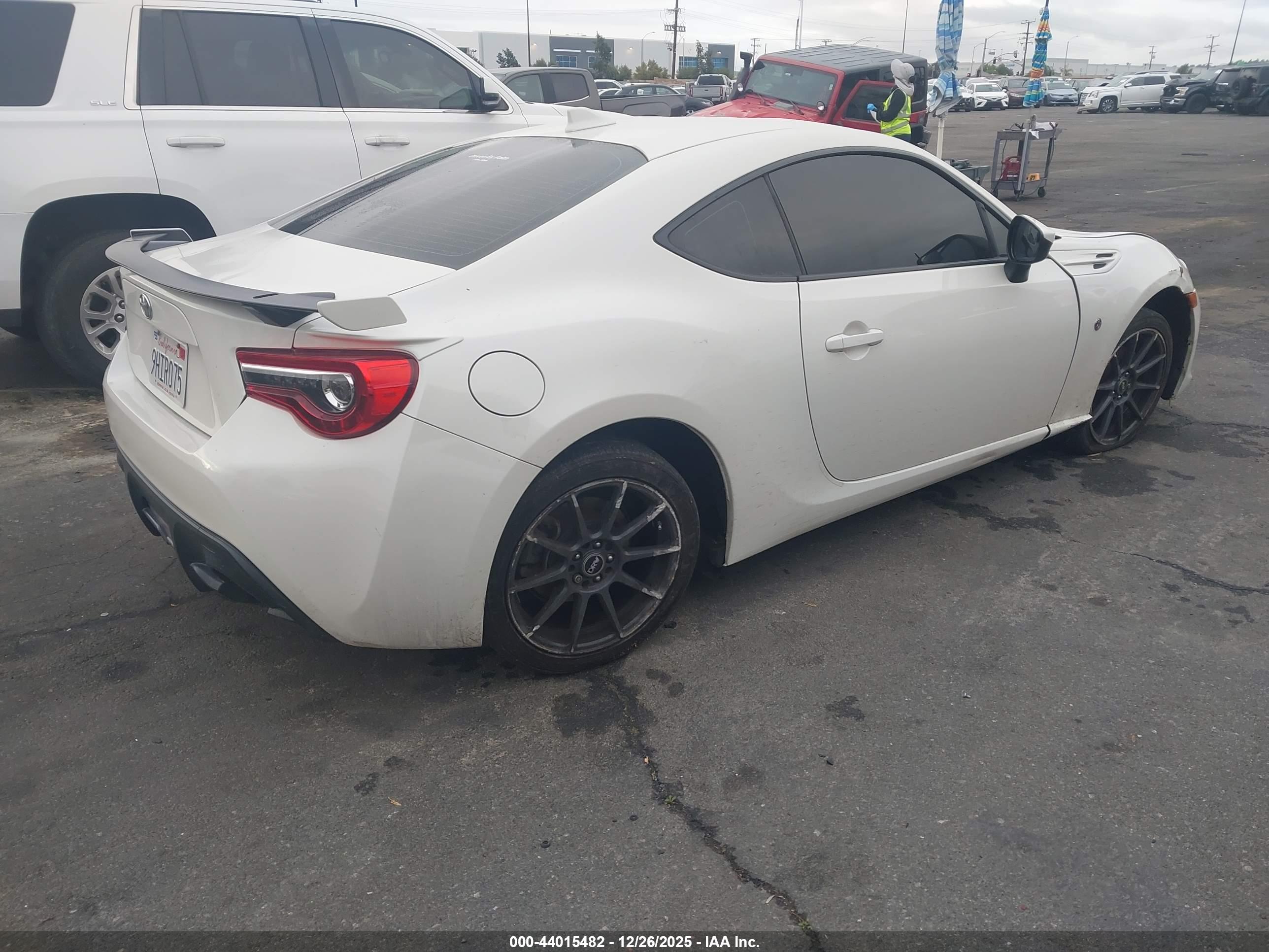 TOYOTA 86 image 4