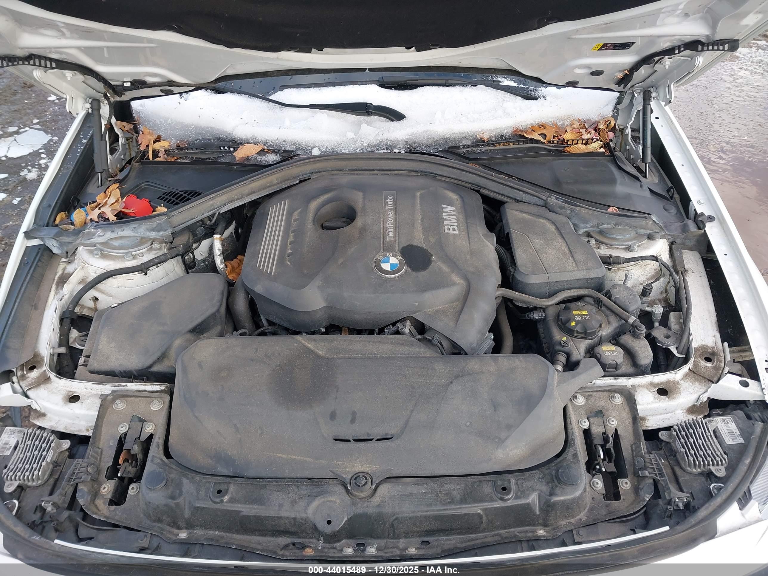 BMW 330I image 10