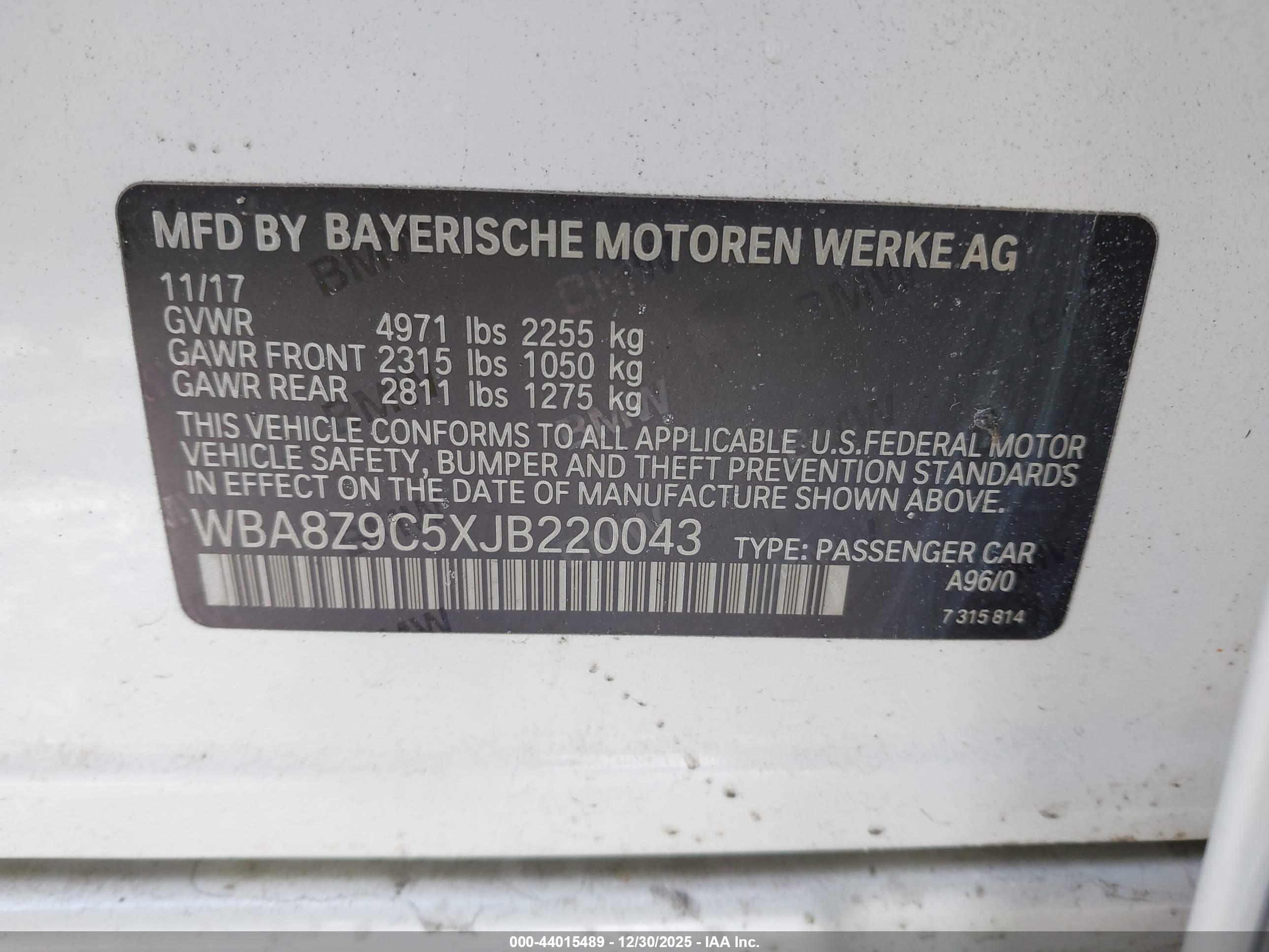 BMW 330I image 9