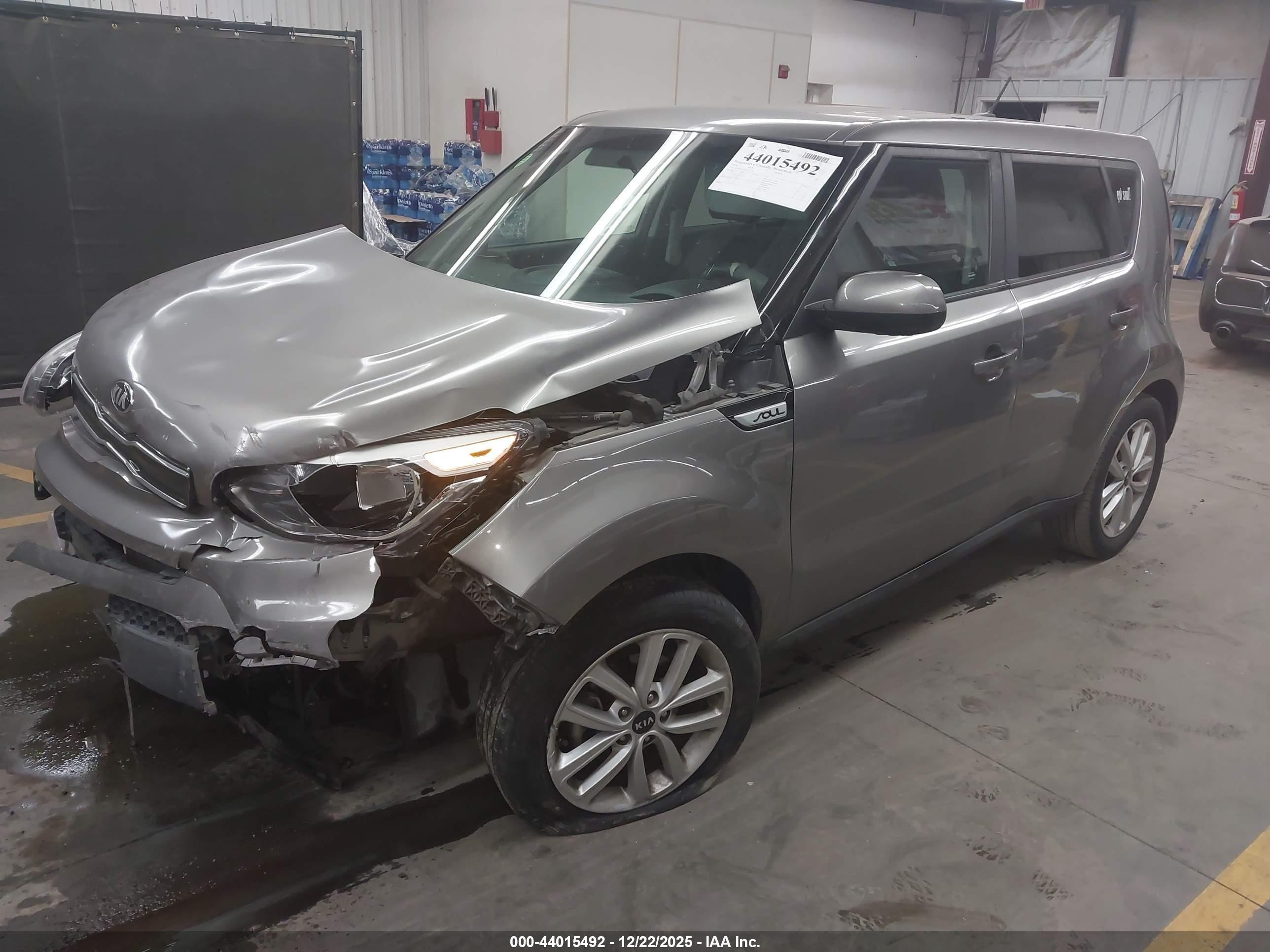 KIA SOUL image 2