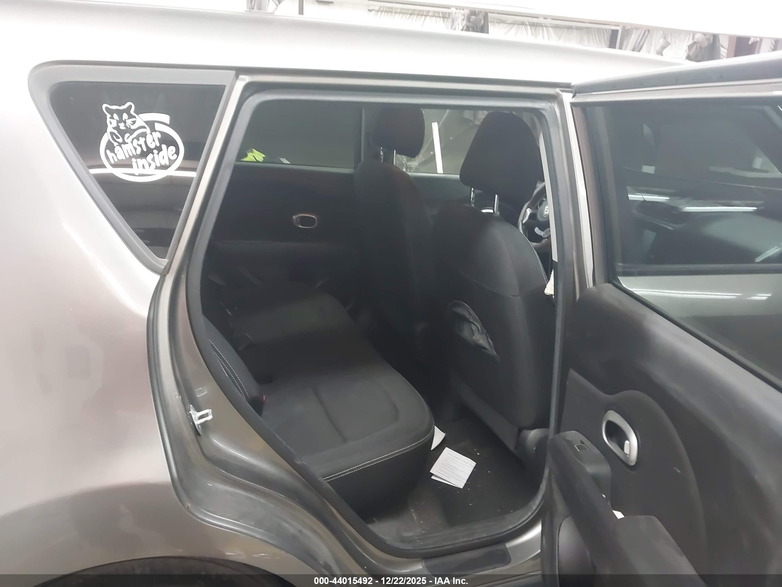 KIA SOUL image 8