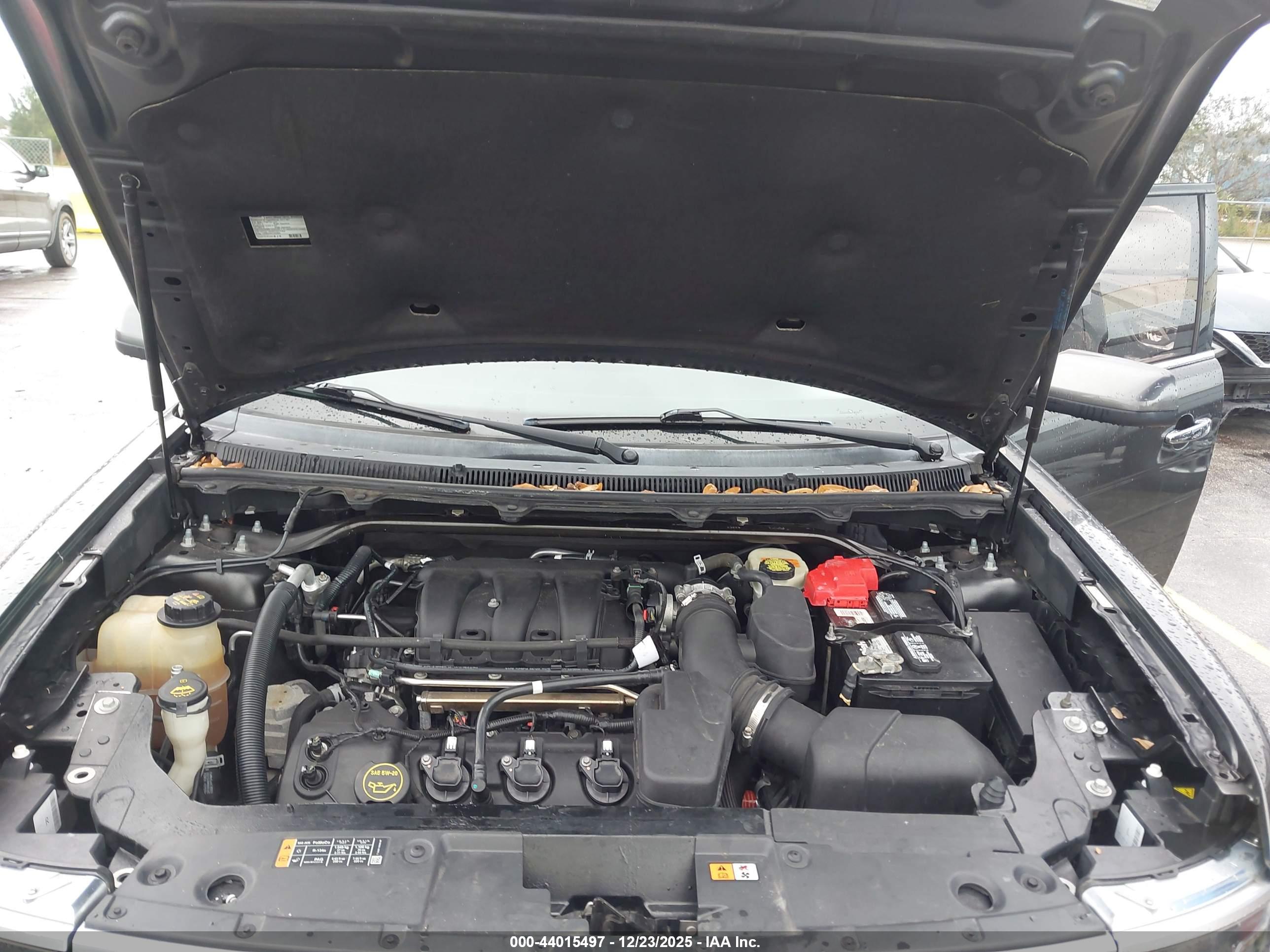 FORD FLEX image 10
