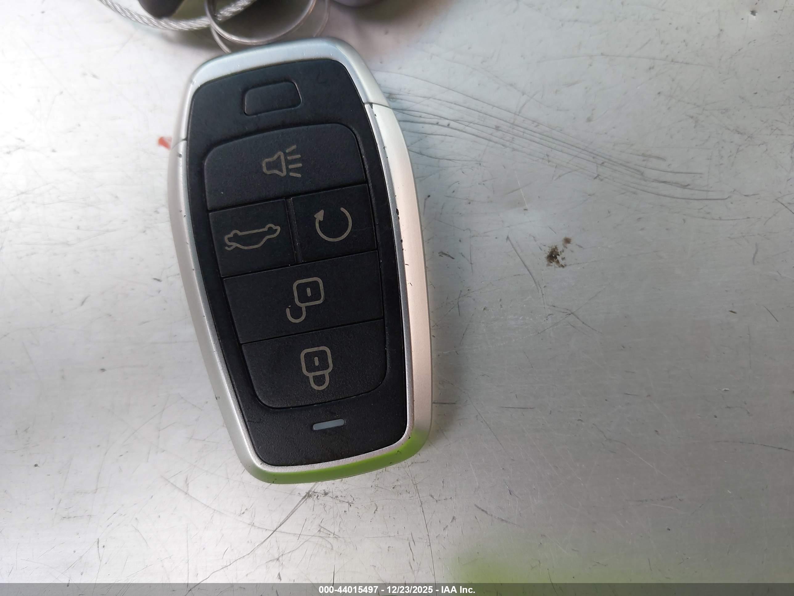FORD FLEX image 11