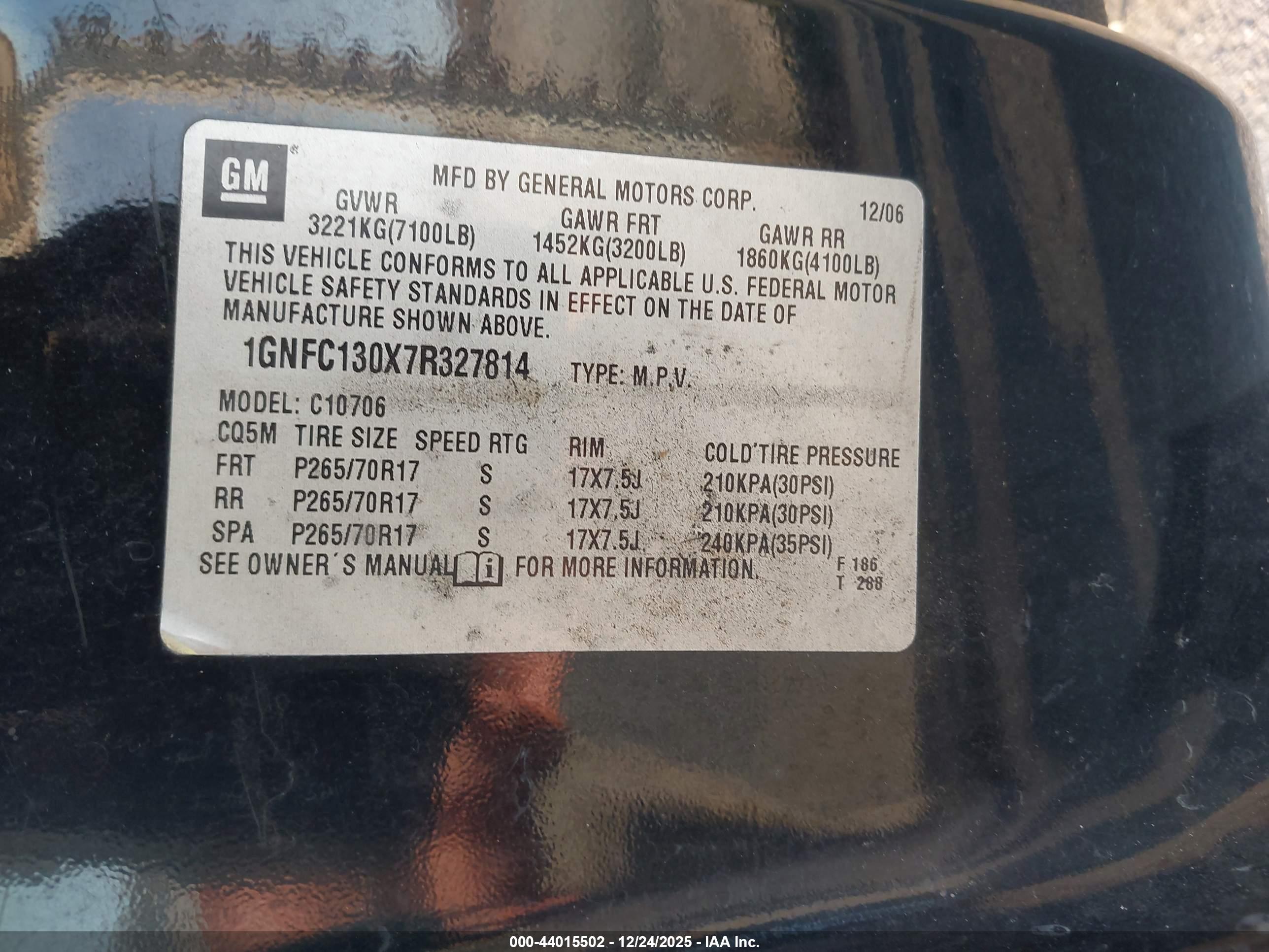 CHEVROLET TAHOE image 9