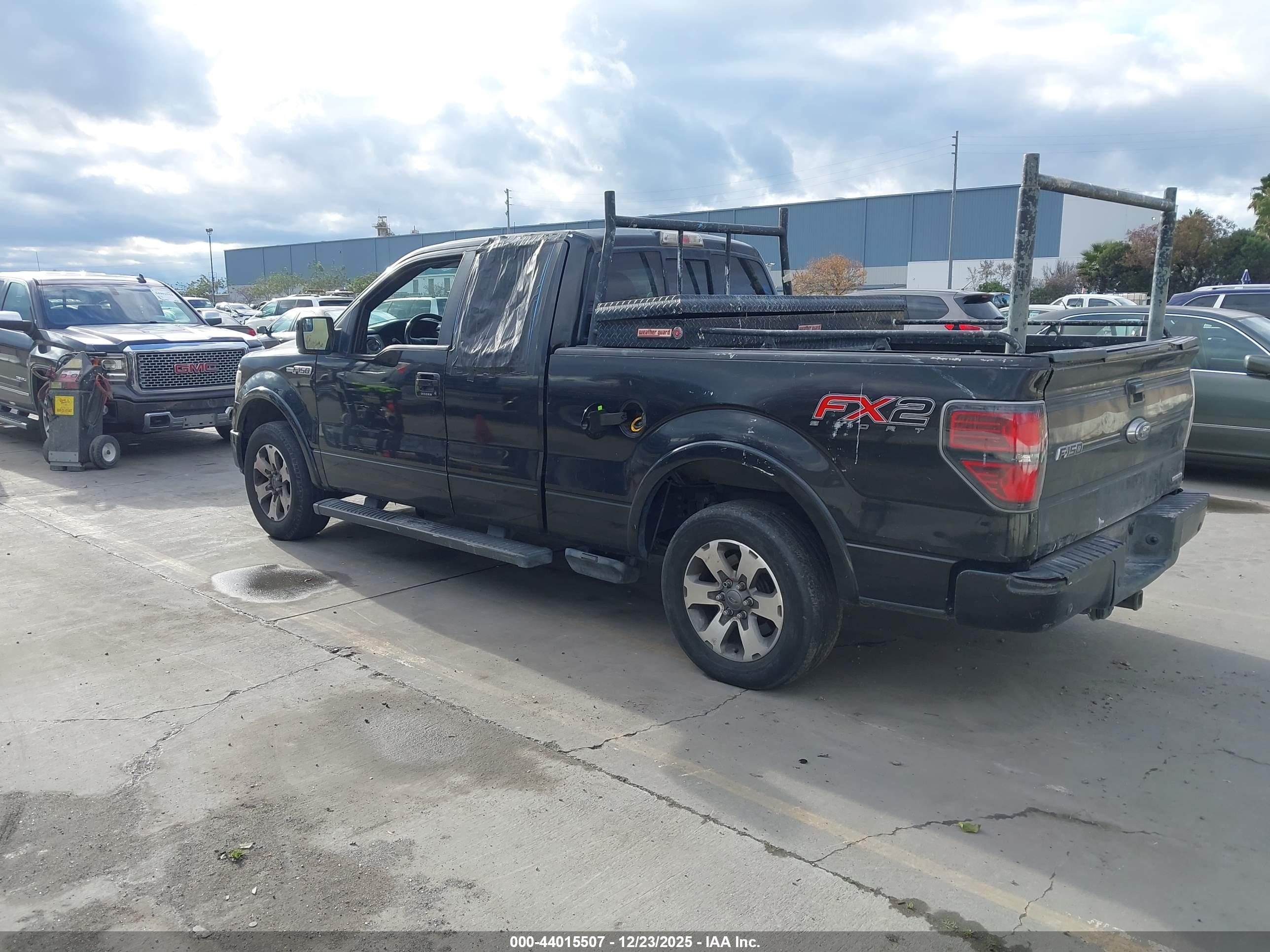 FORD F-150 image 3