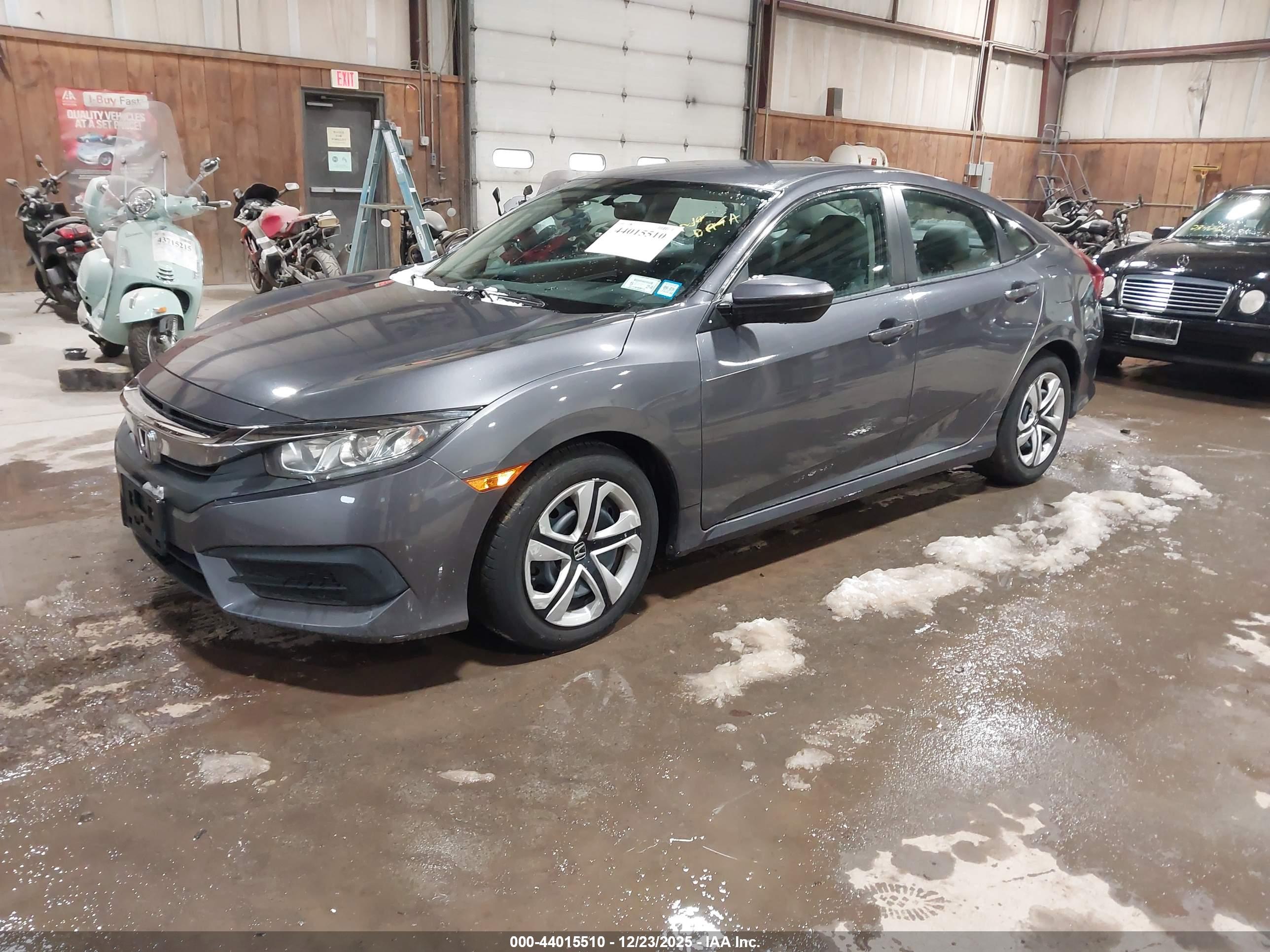 HONDA CIVIC image 2