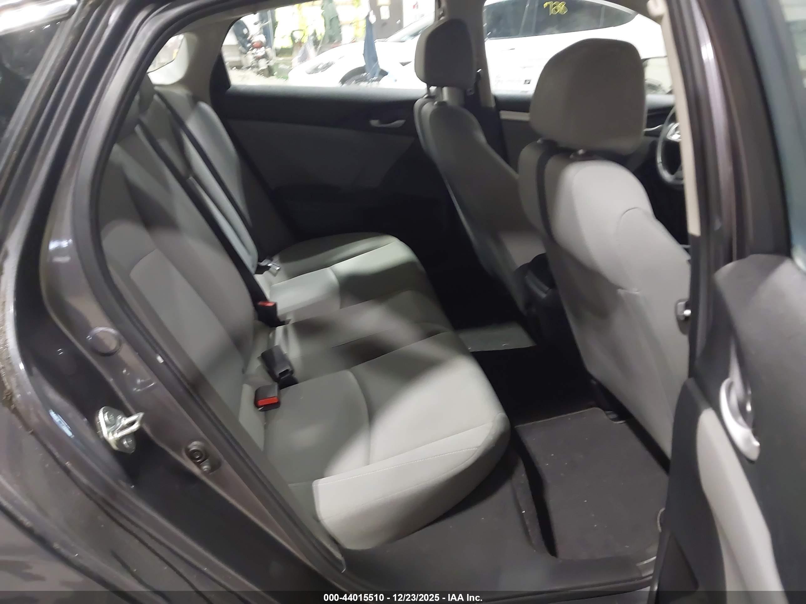 HONDA CIVIC image 8