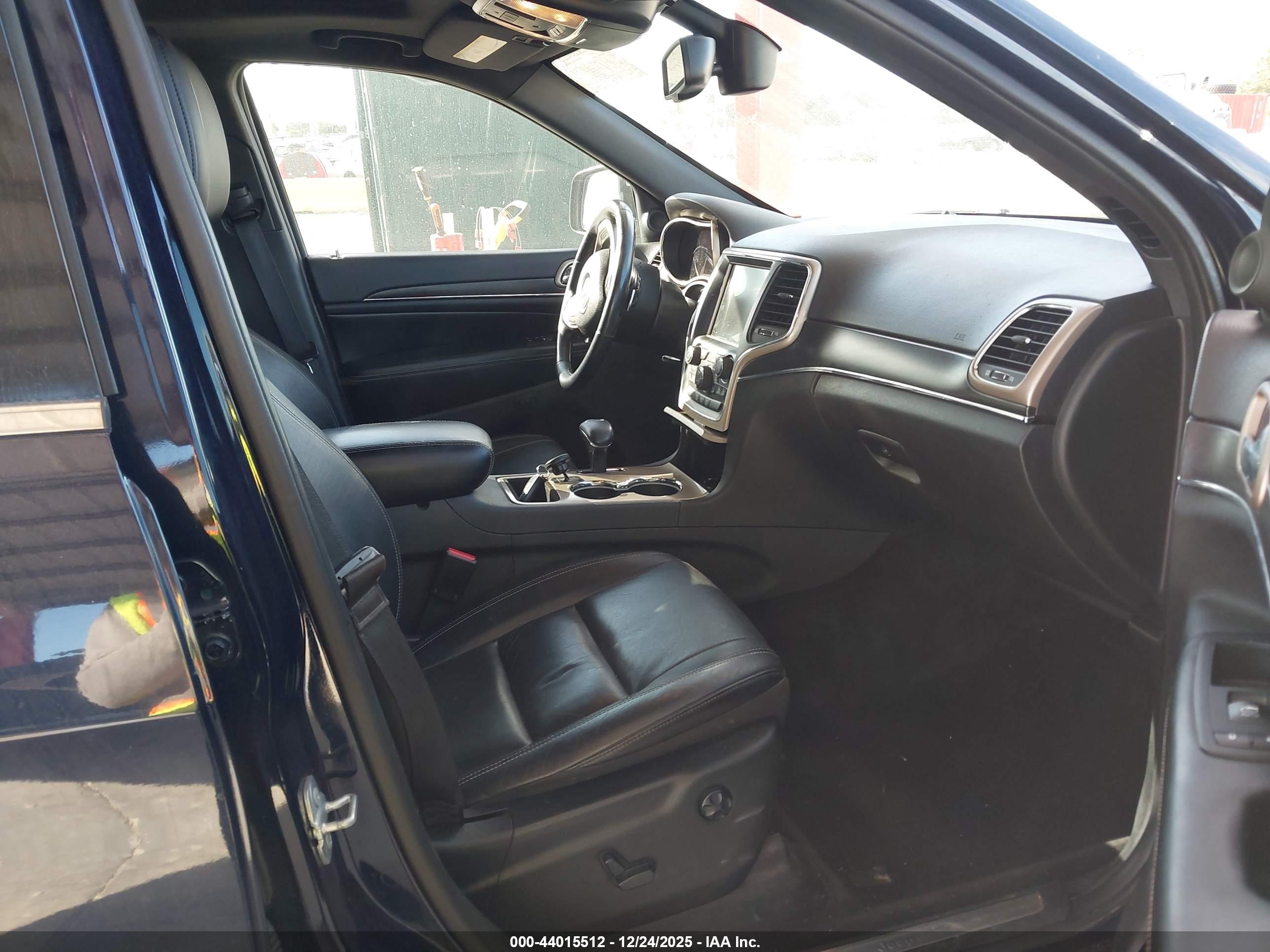 JEEP GRAND image 5
