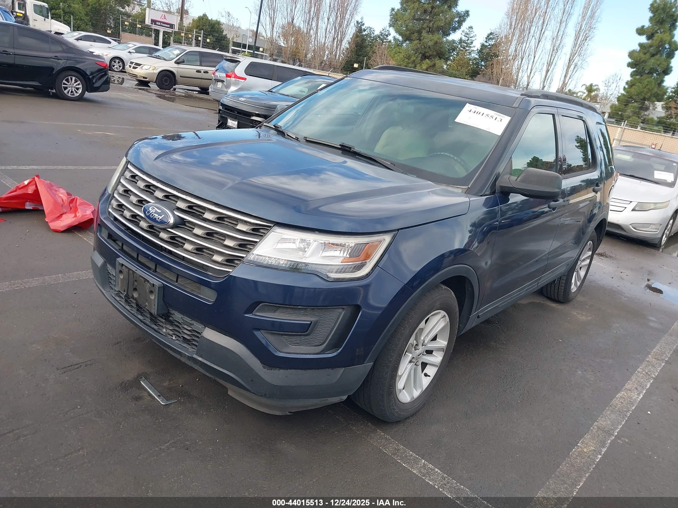 FORD EXPLORER image 2