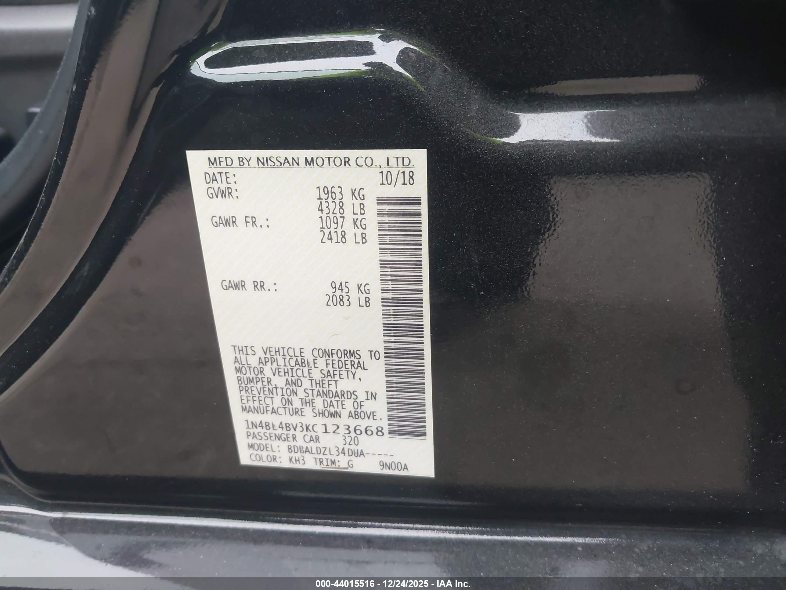 NISSAN ALTIMA image 9