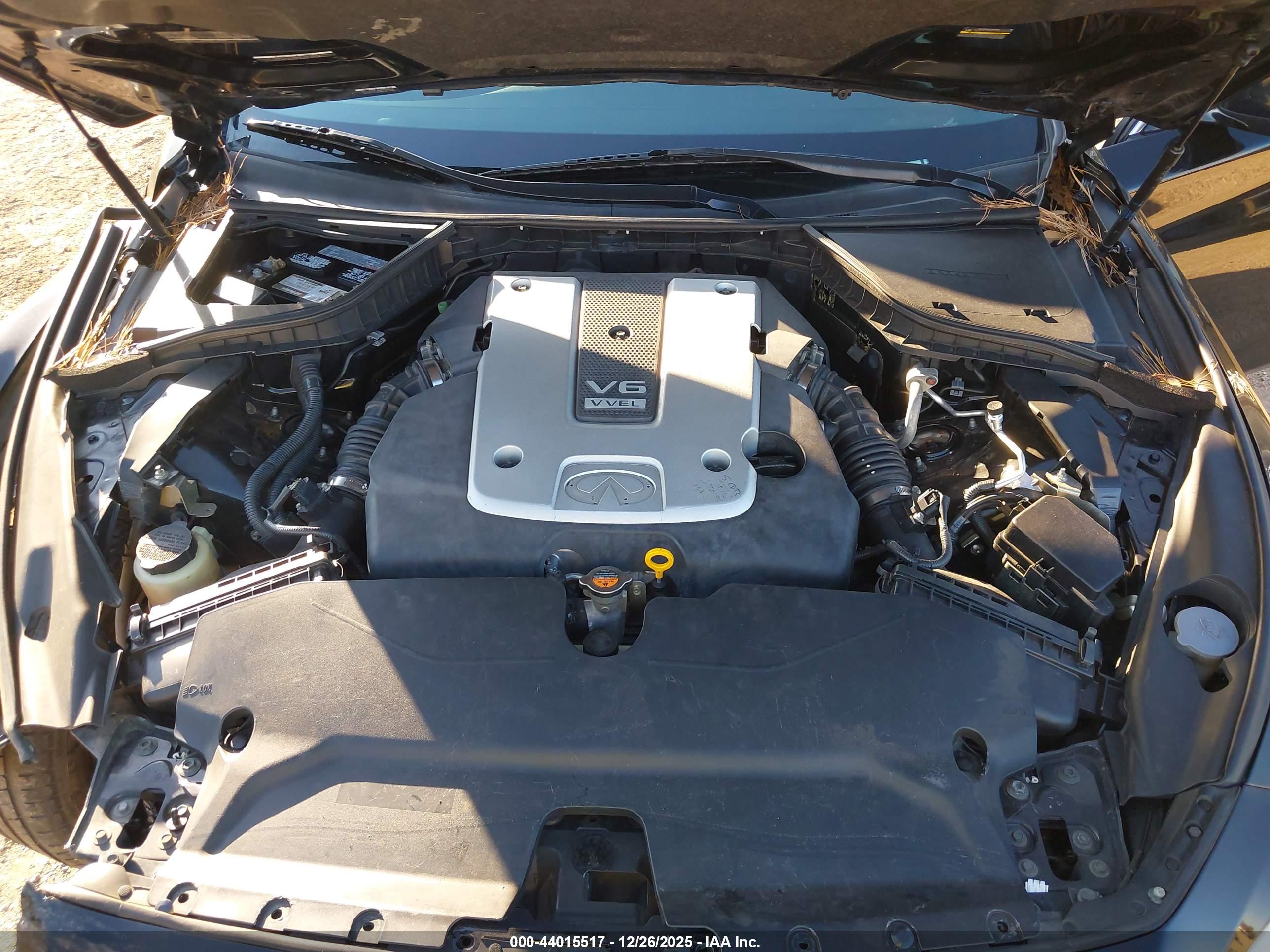 INFINITI Q50 image 10