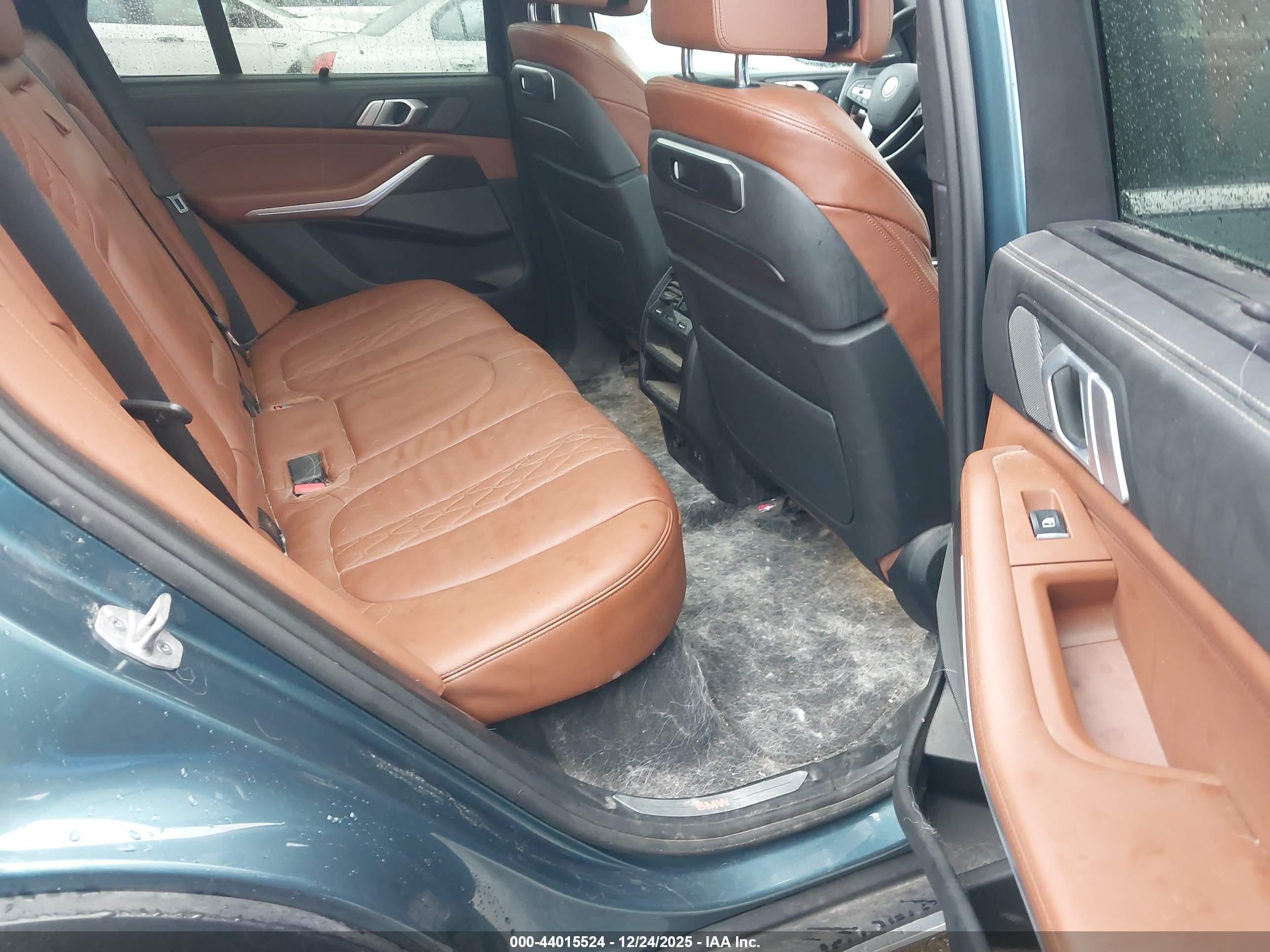 BMW X5 image 8