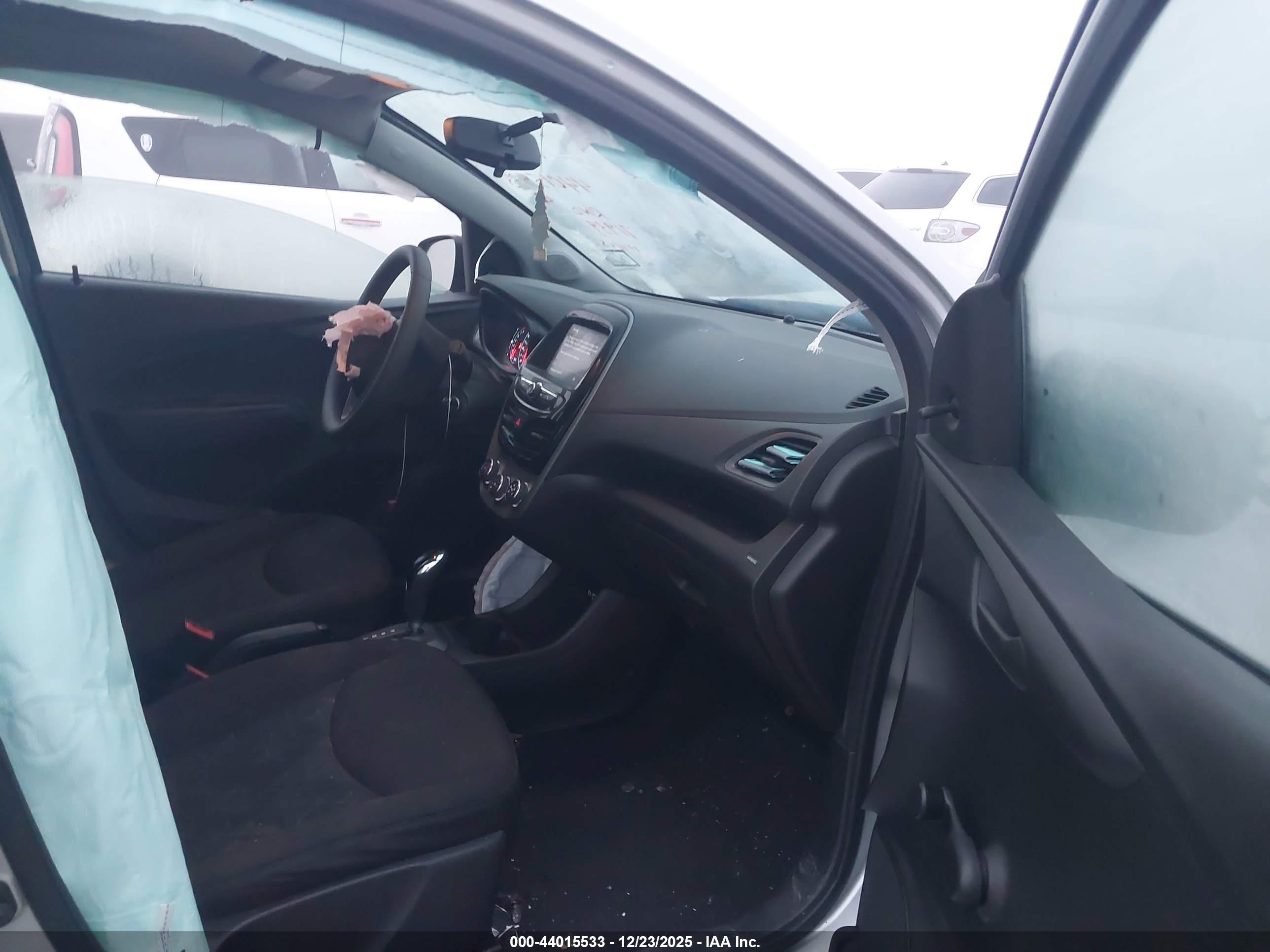 CHEVROLET SPARK image 5