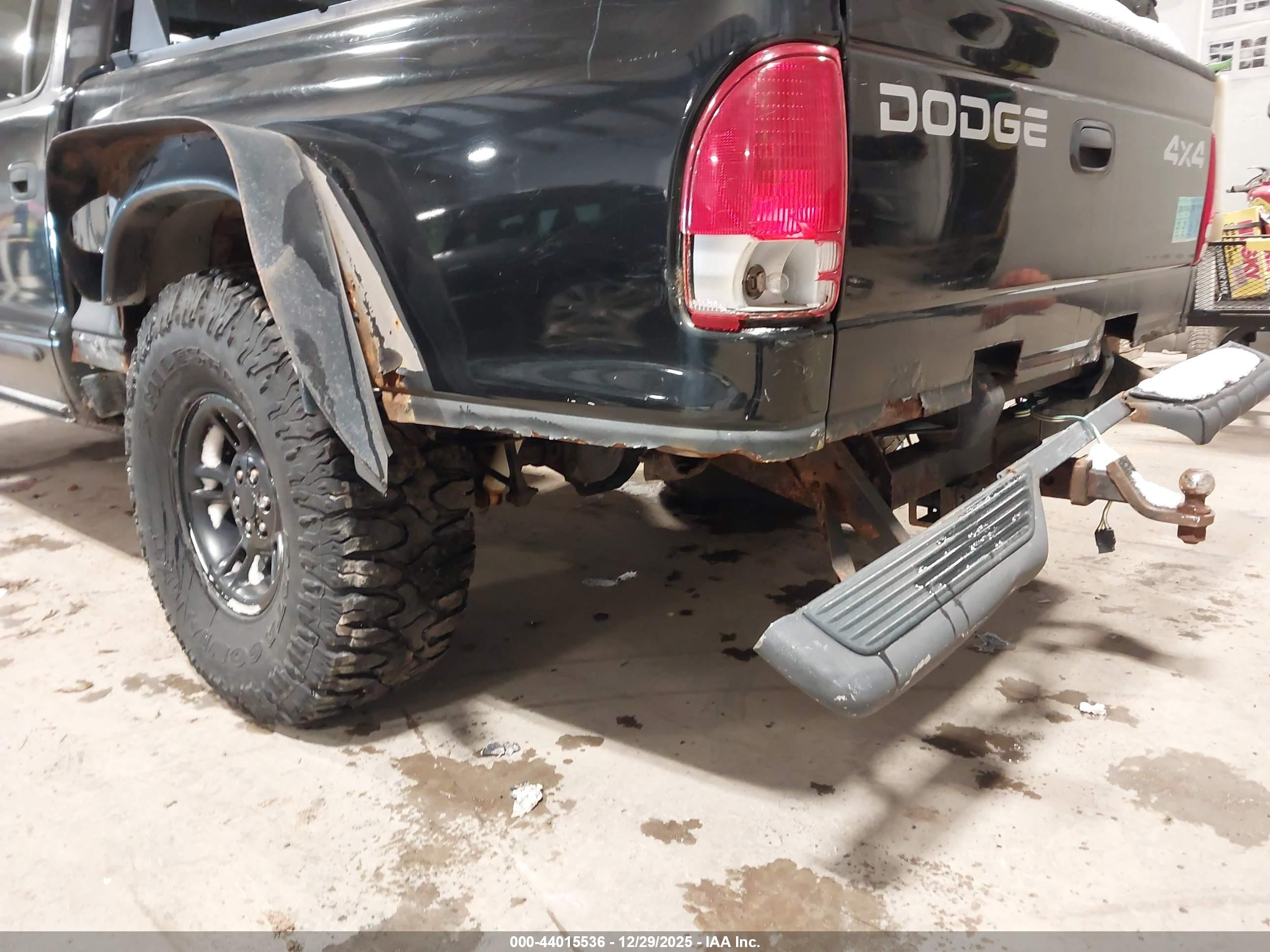 DODGE DAKOTA image 6