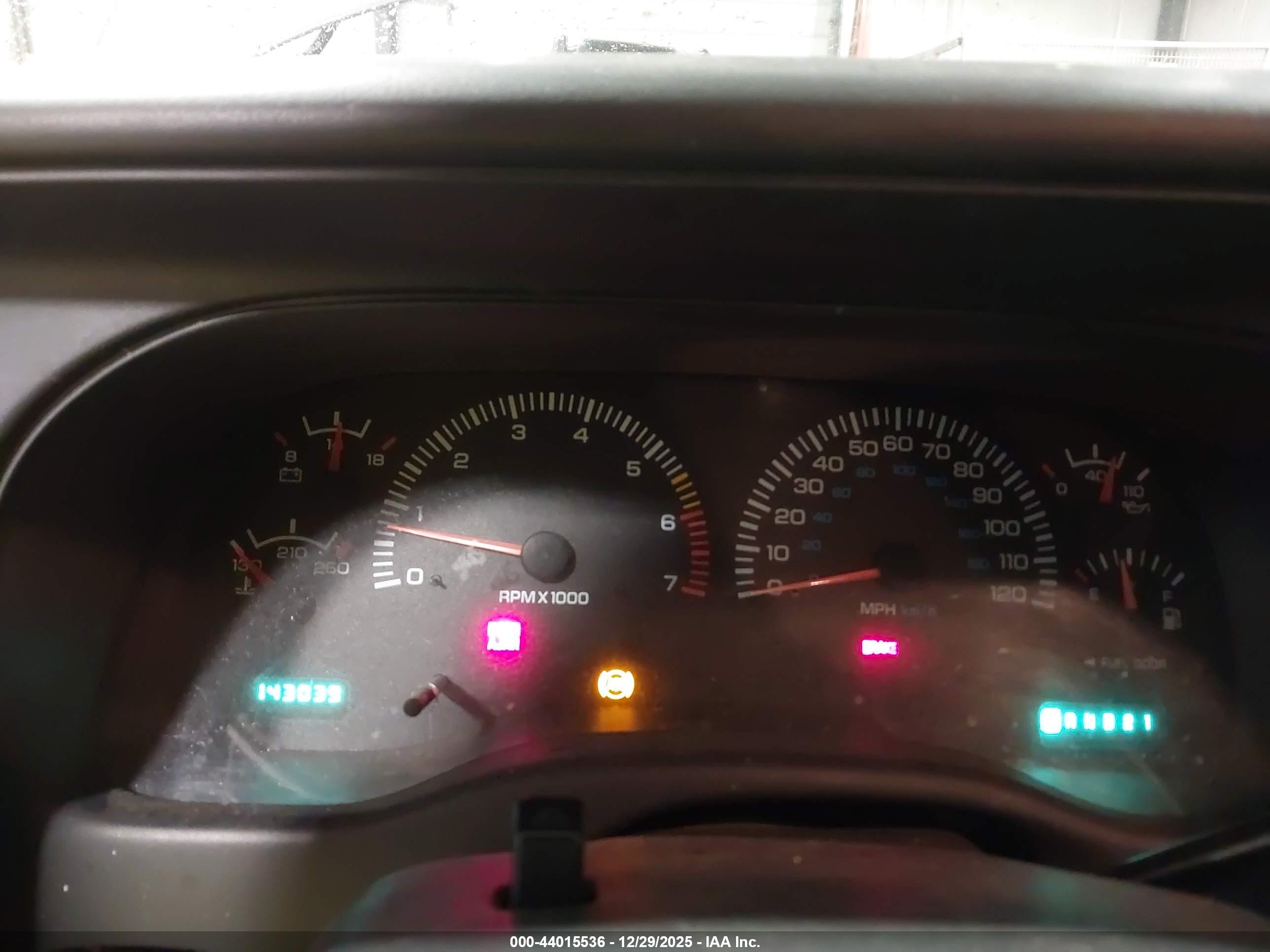 DODGE DAKOTA image 7