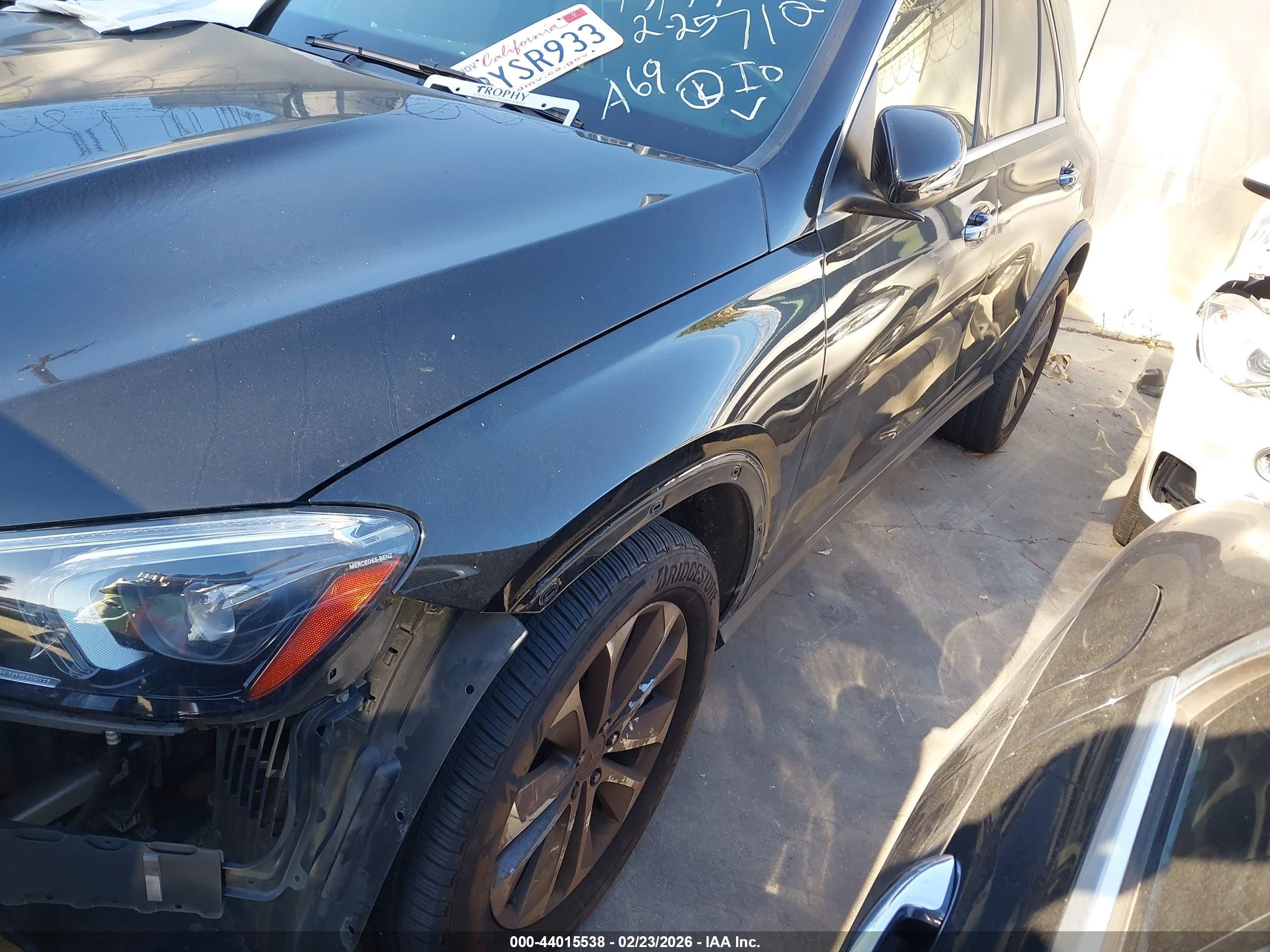 MERCEDES-BENZ GLE image 2