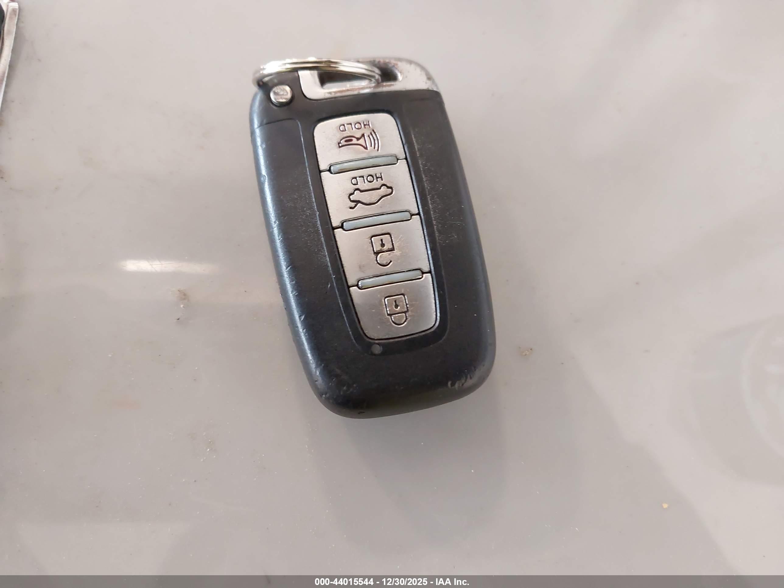 HYUNDAI SONATA image 11
