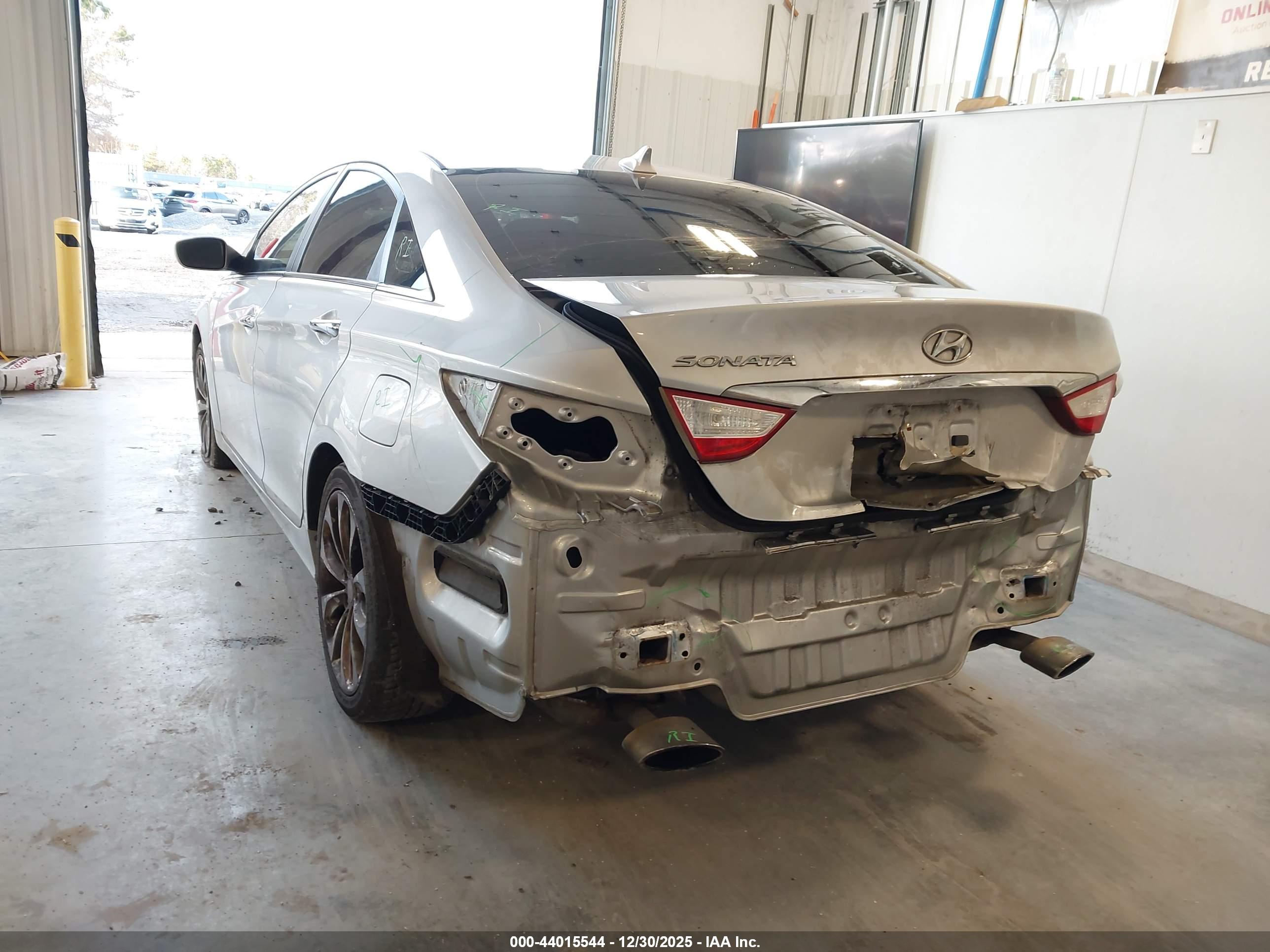 HYUNDAI SONATA image 3
