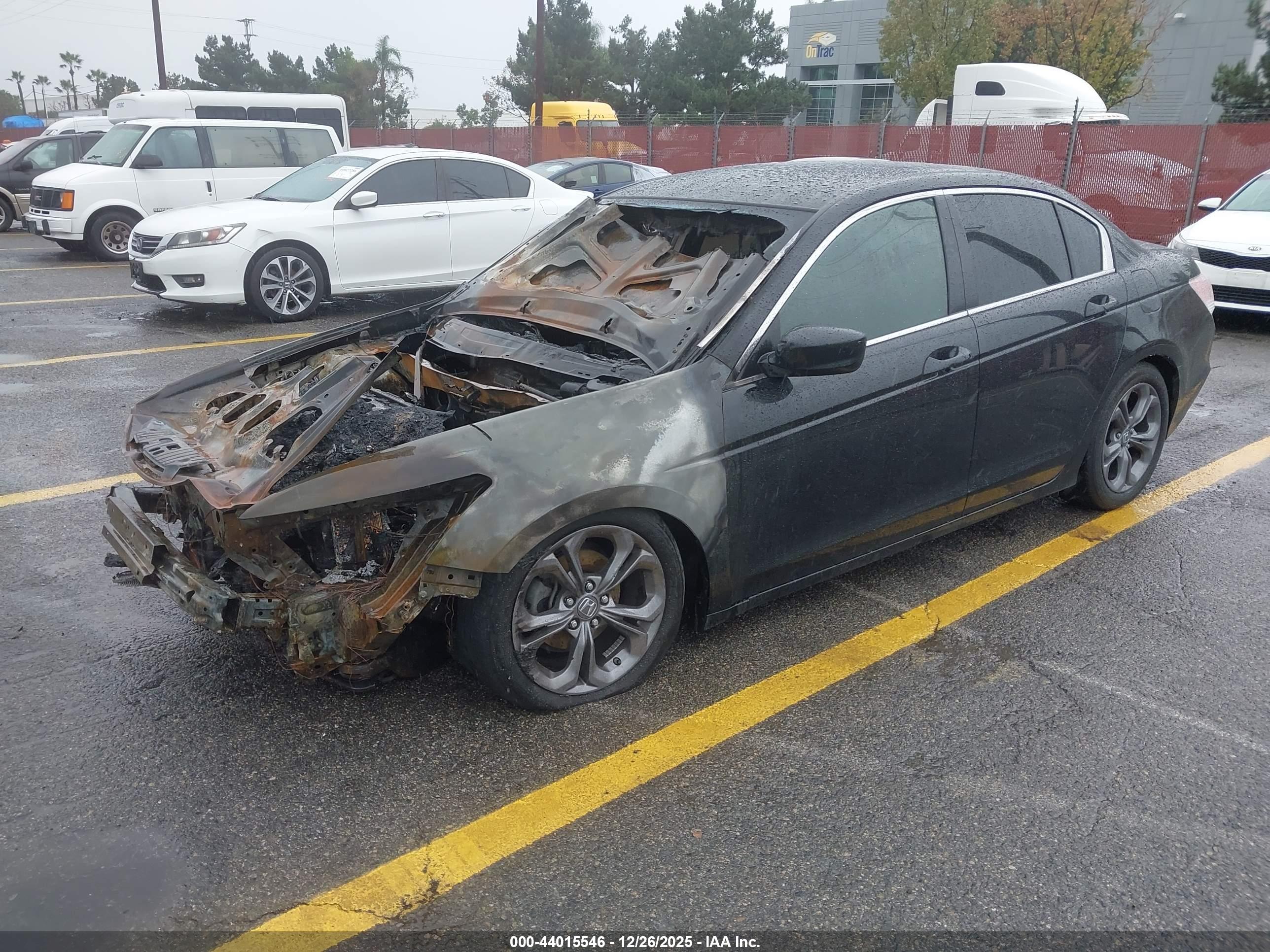 HONDA ACCORD image 2