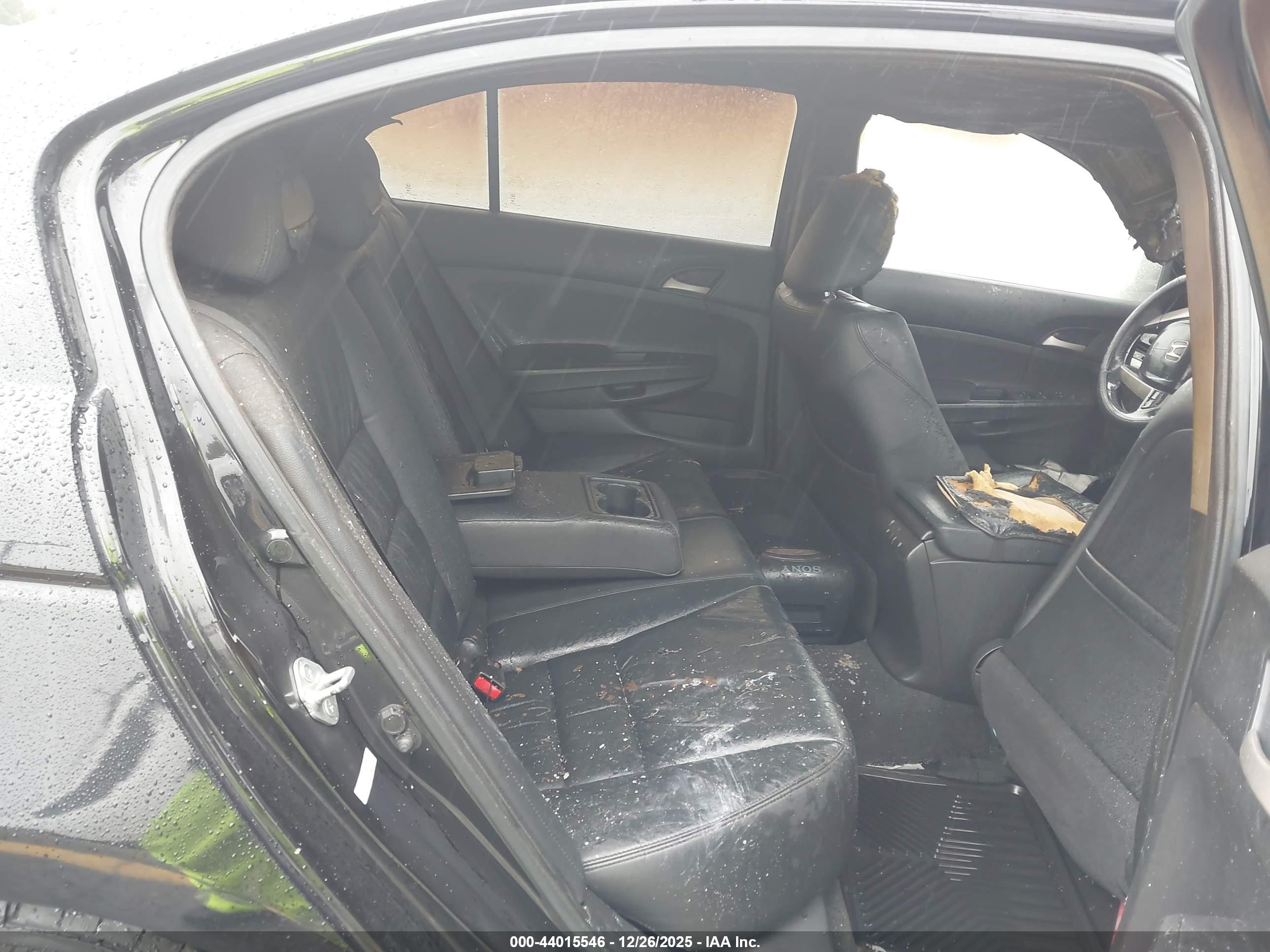 HONDA ACCORD image 8