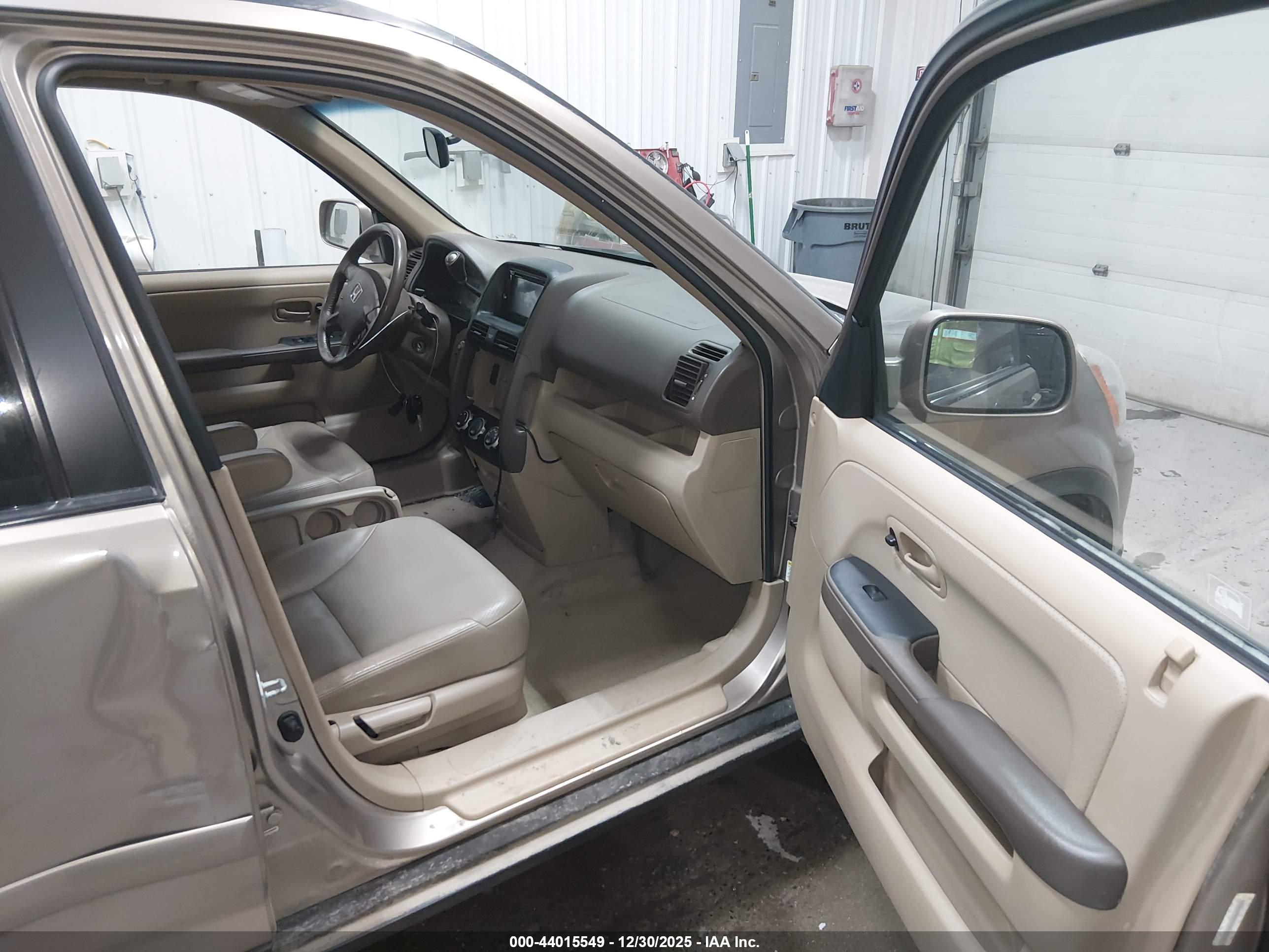 HONDA CR-V image 5