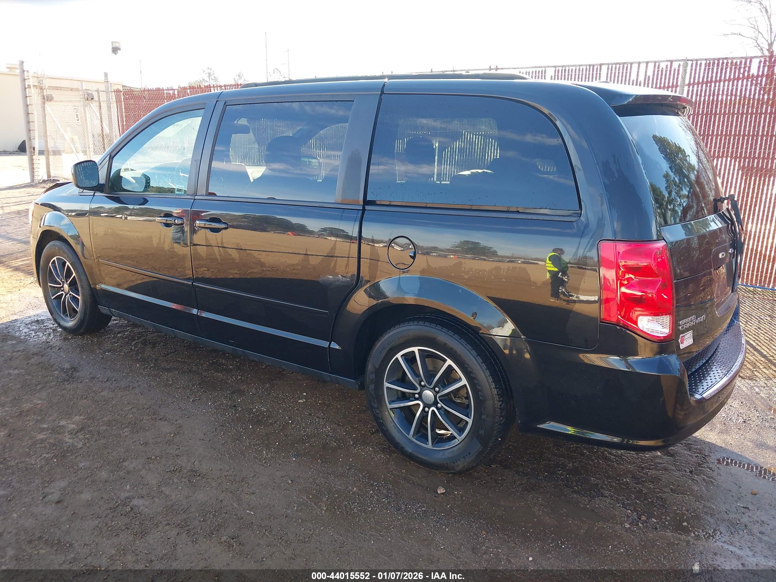 DODGE GRAND image 3