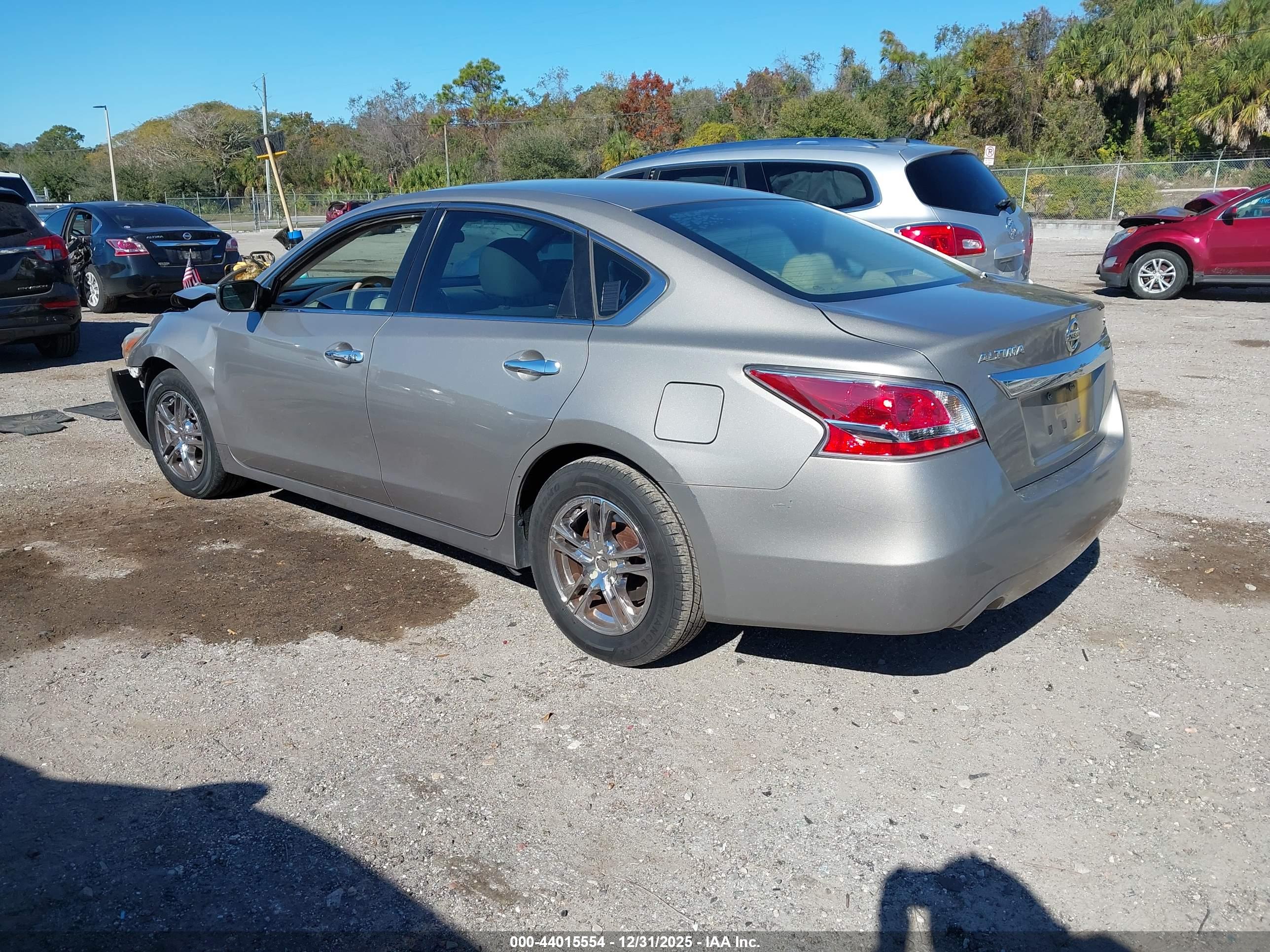 NISSAN ALTIMA image 3