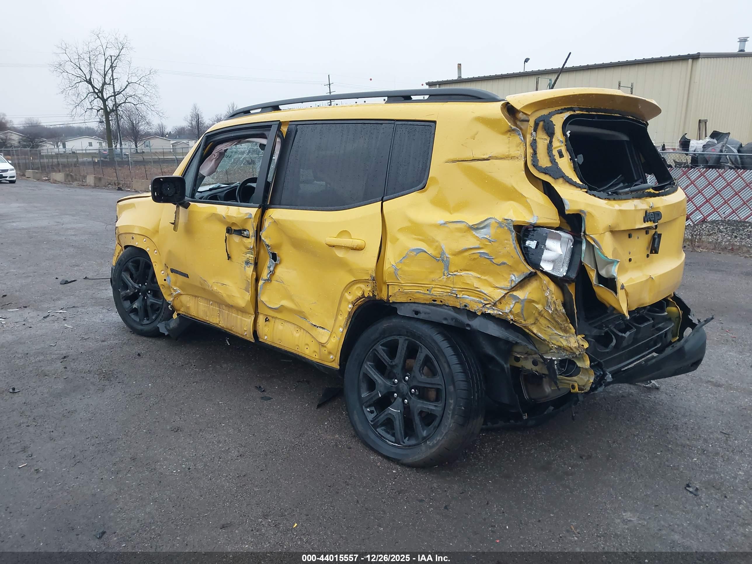 JEEP RENEGADE image 6