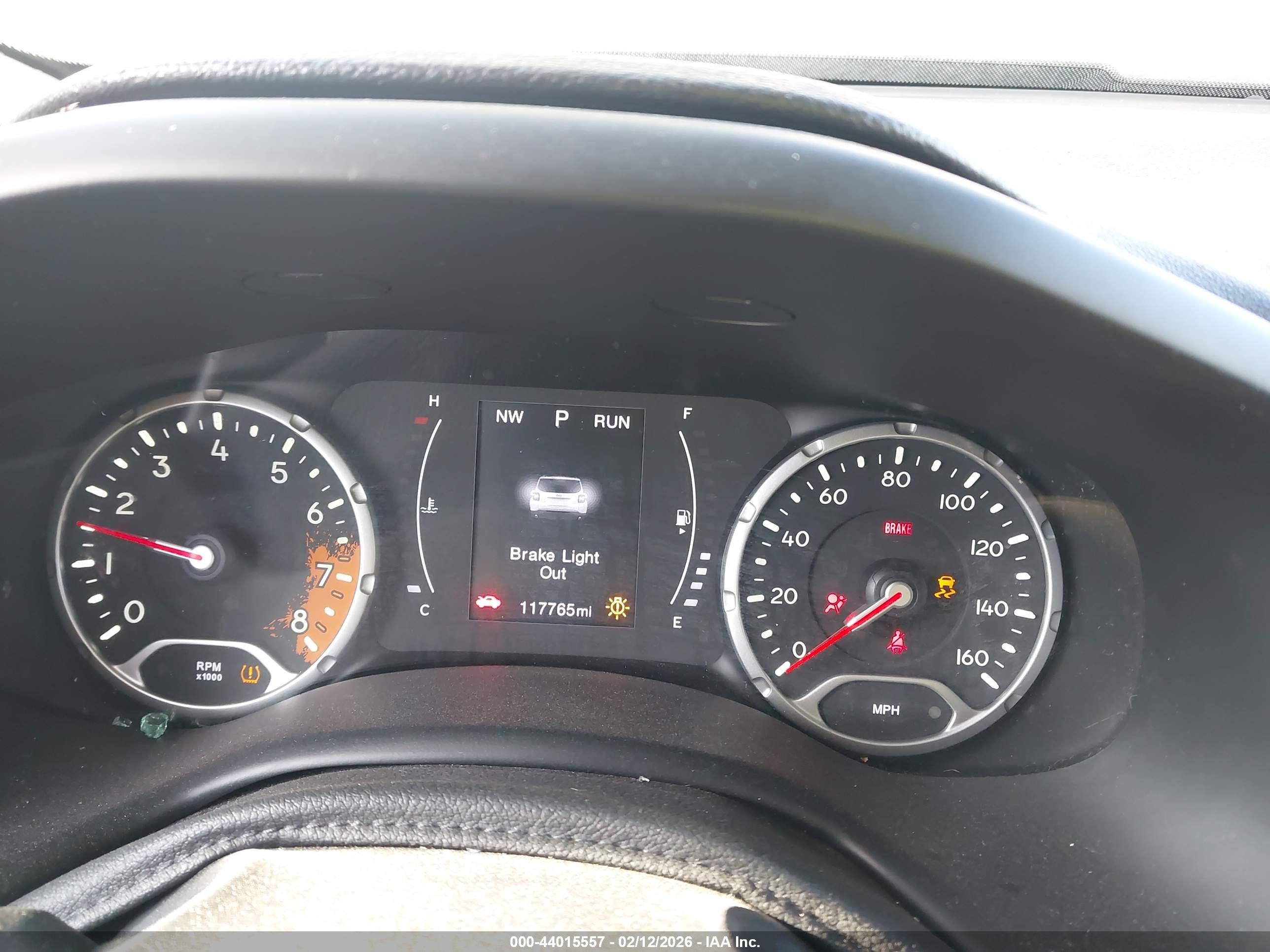 JEEP RENEGADE image 7
