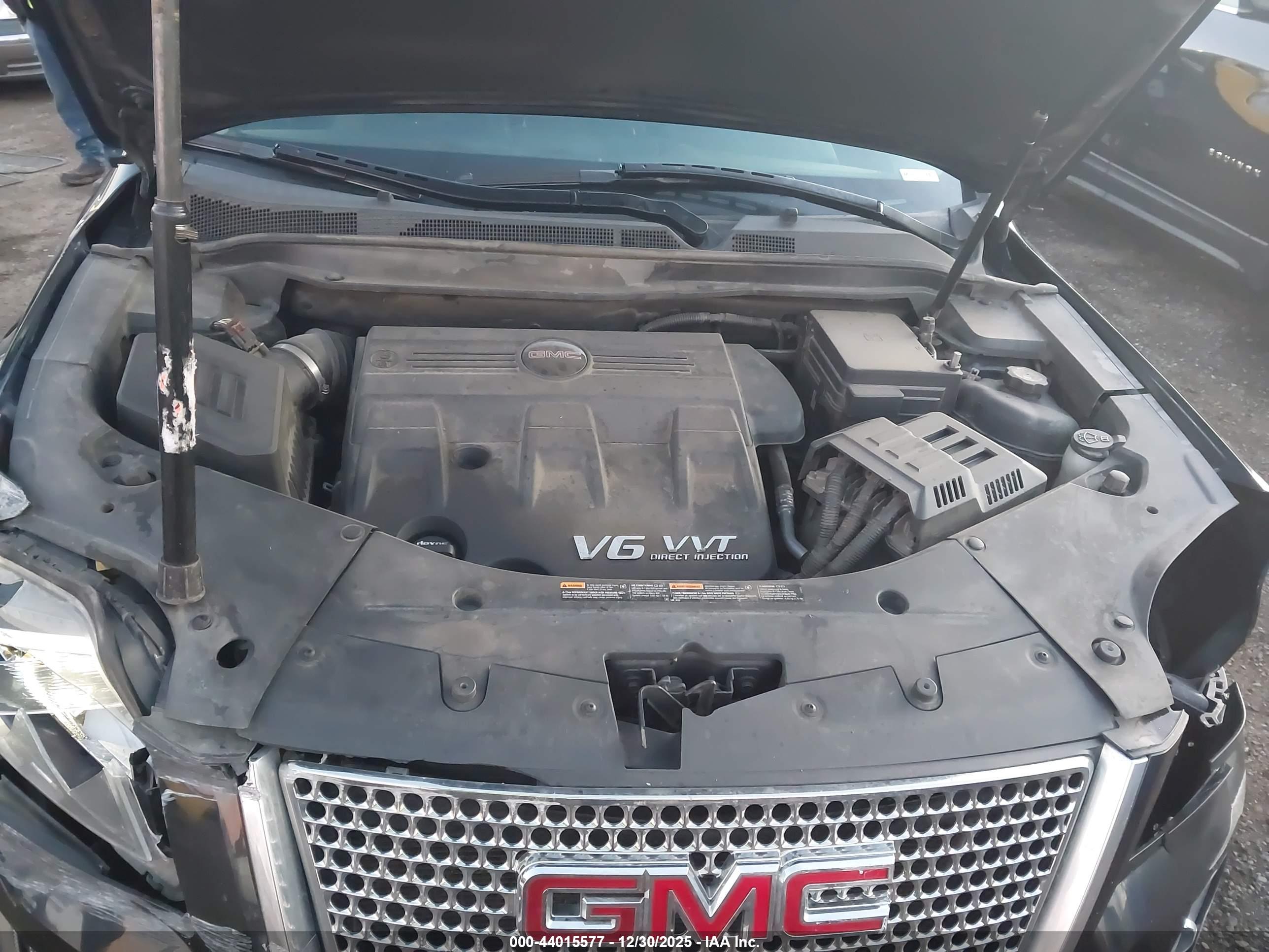 GMC TERRAIN image 10