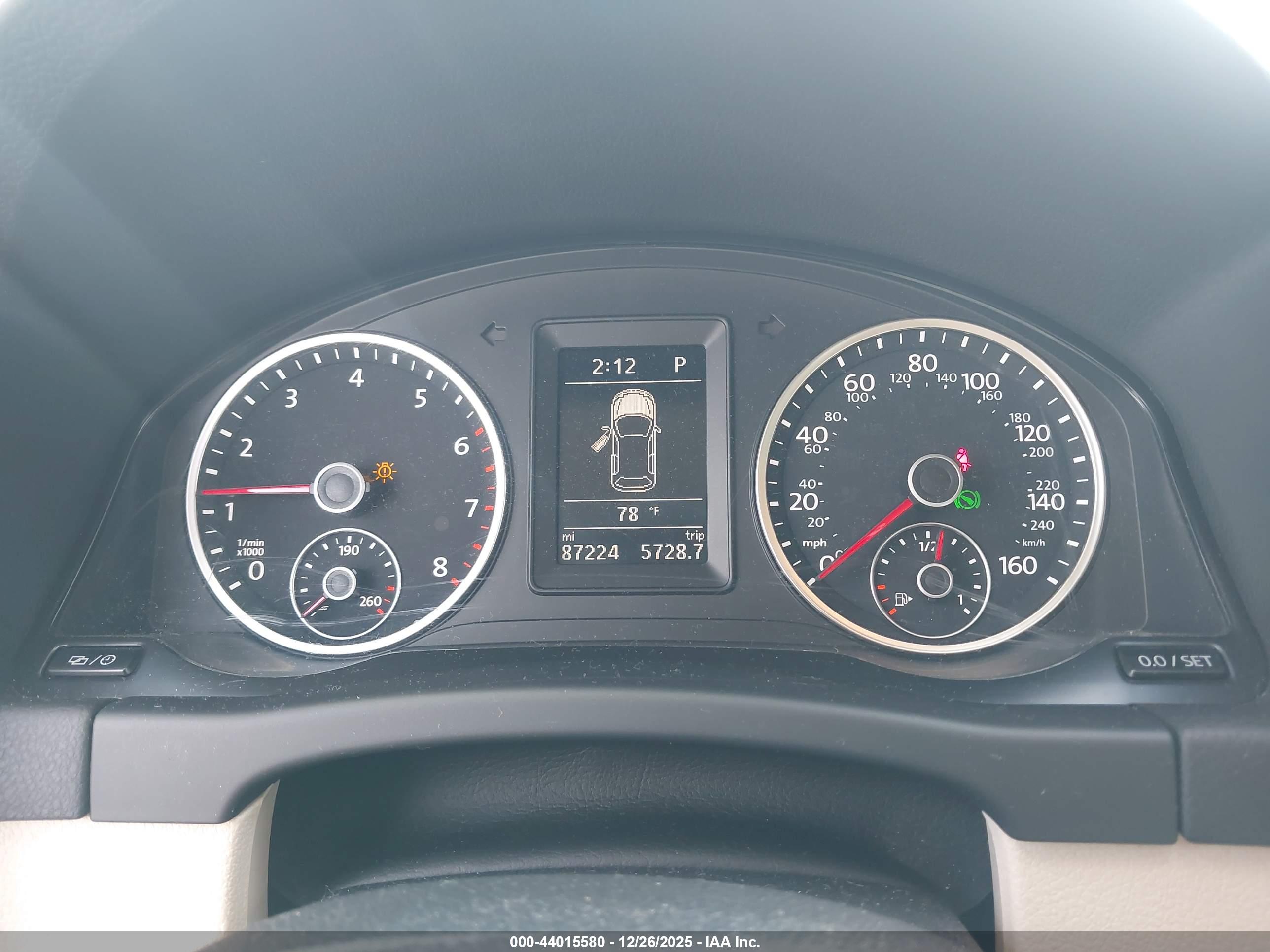 VOLKSWAGEN TIGUAN image 7