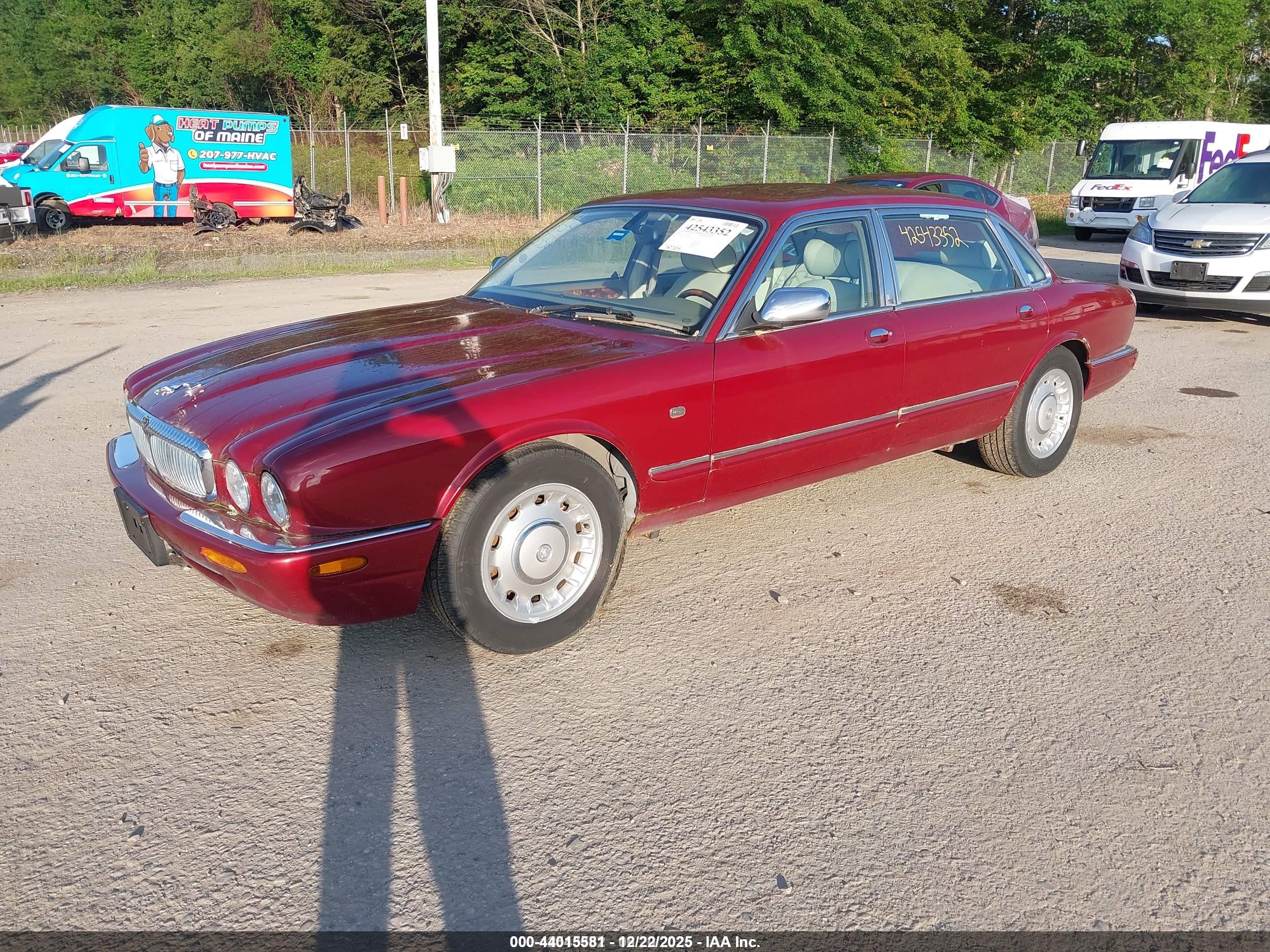 JAGUAR XJ8 image 2