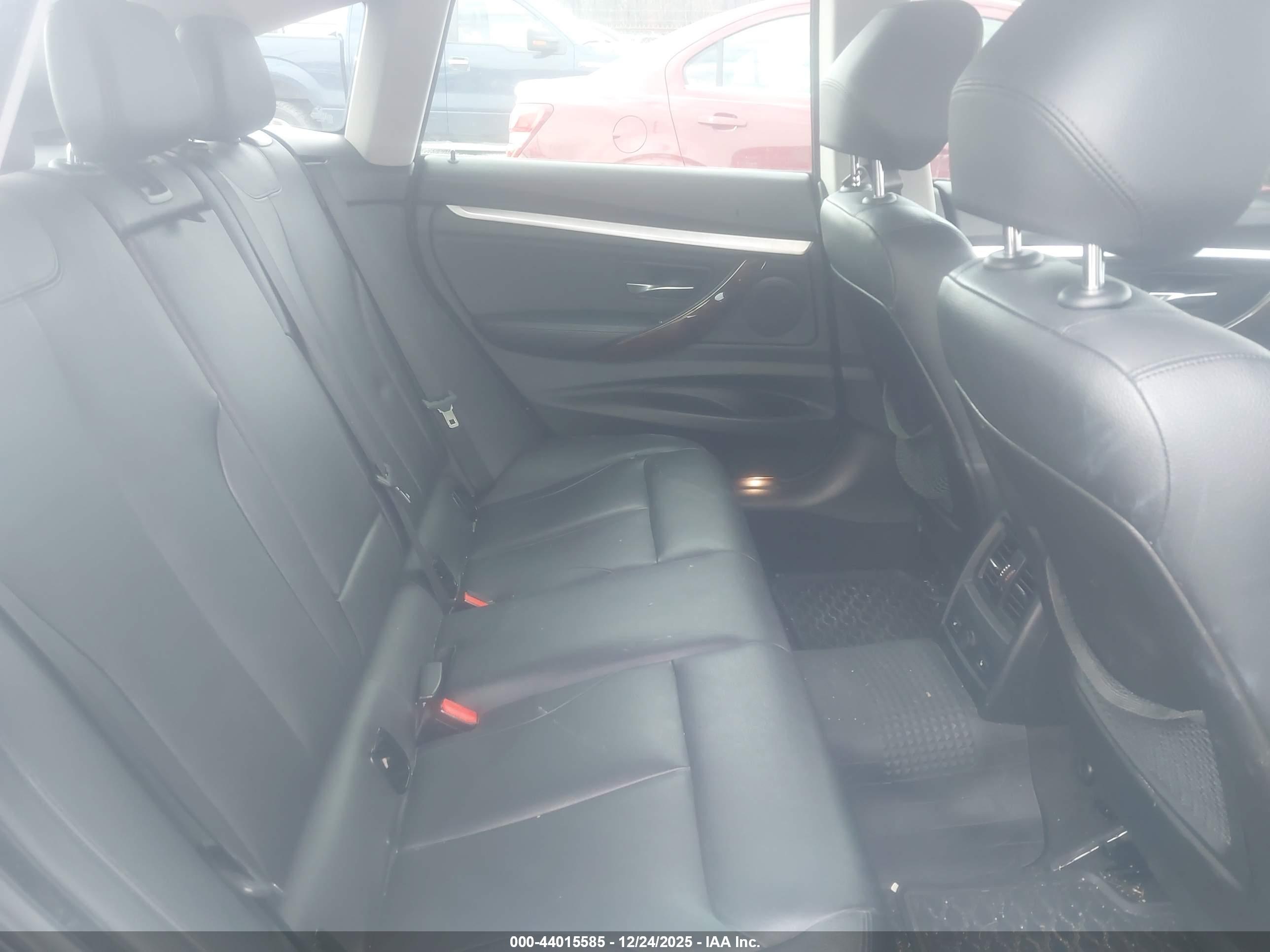 BMW 328I image 8
