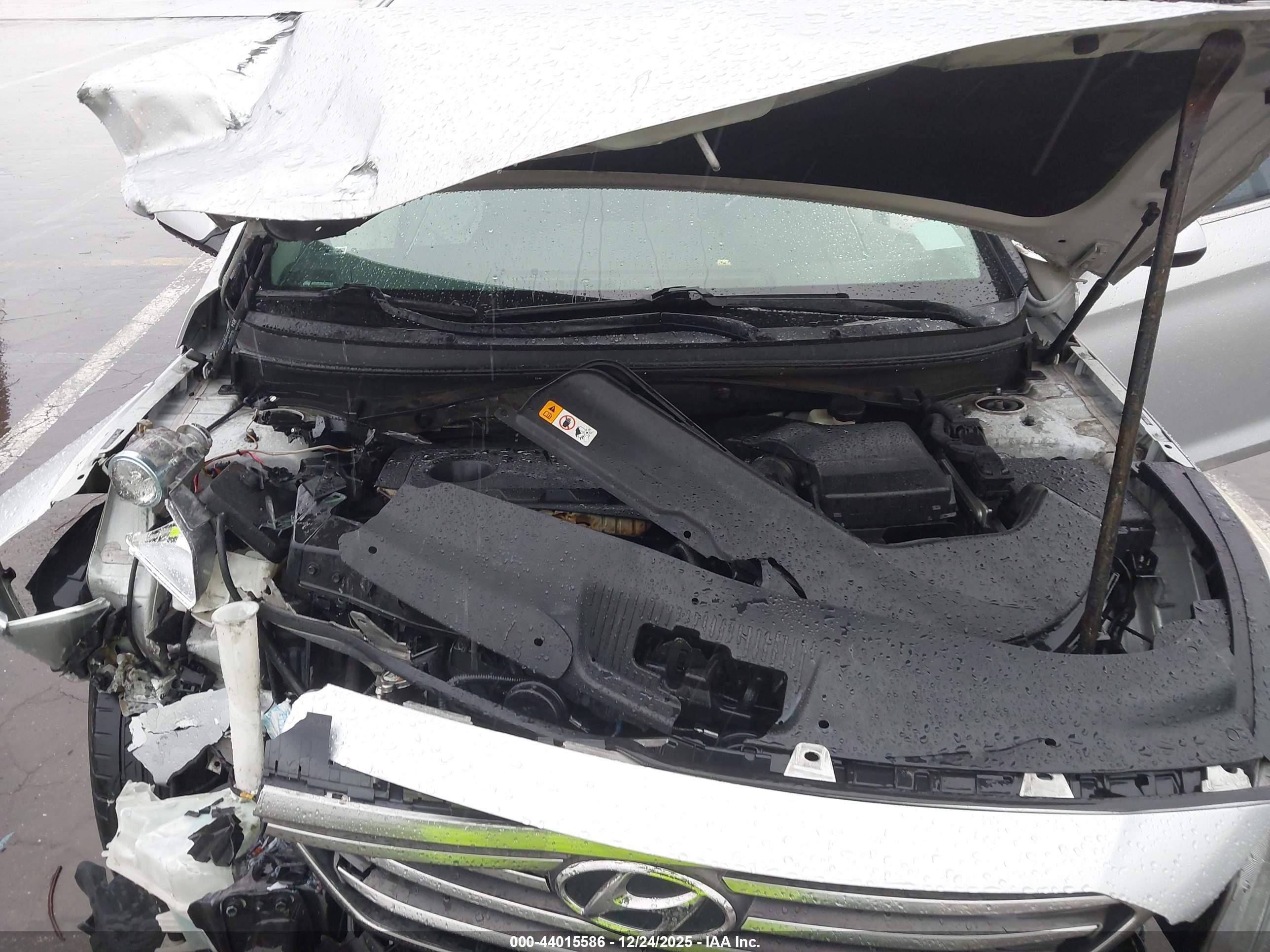 HYUNDAI SONATA image 10