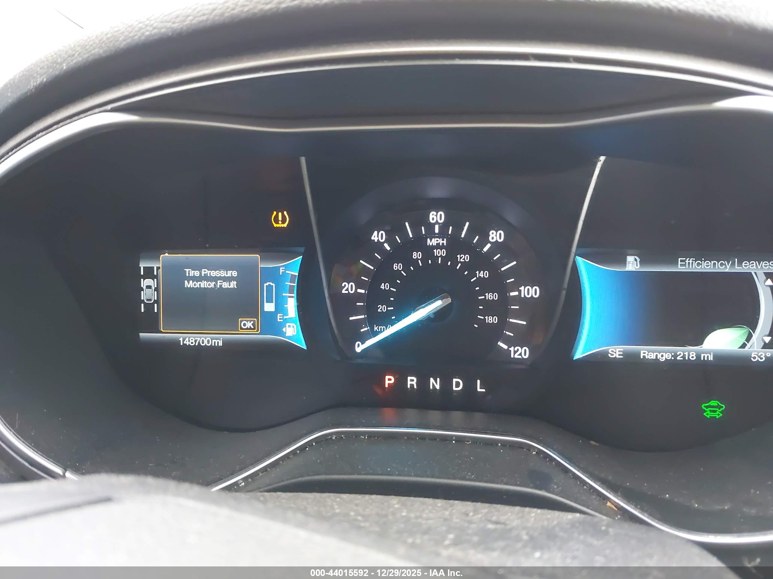 FORD FUSION image 7