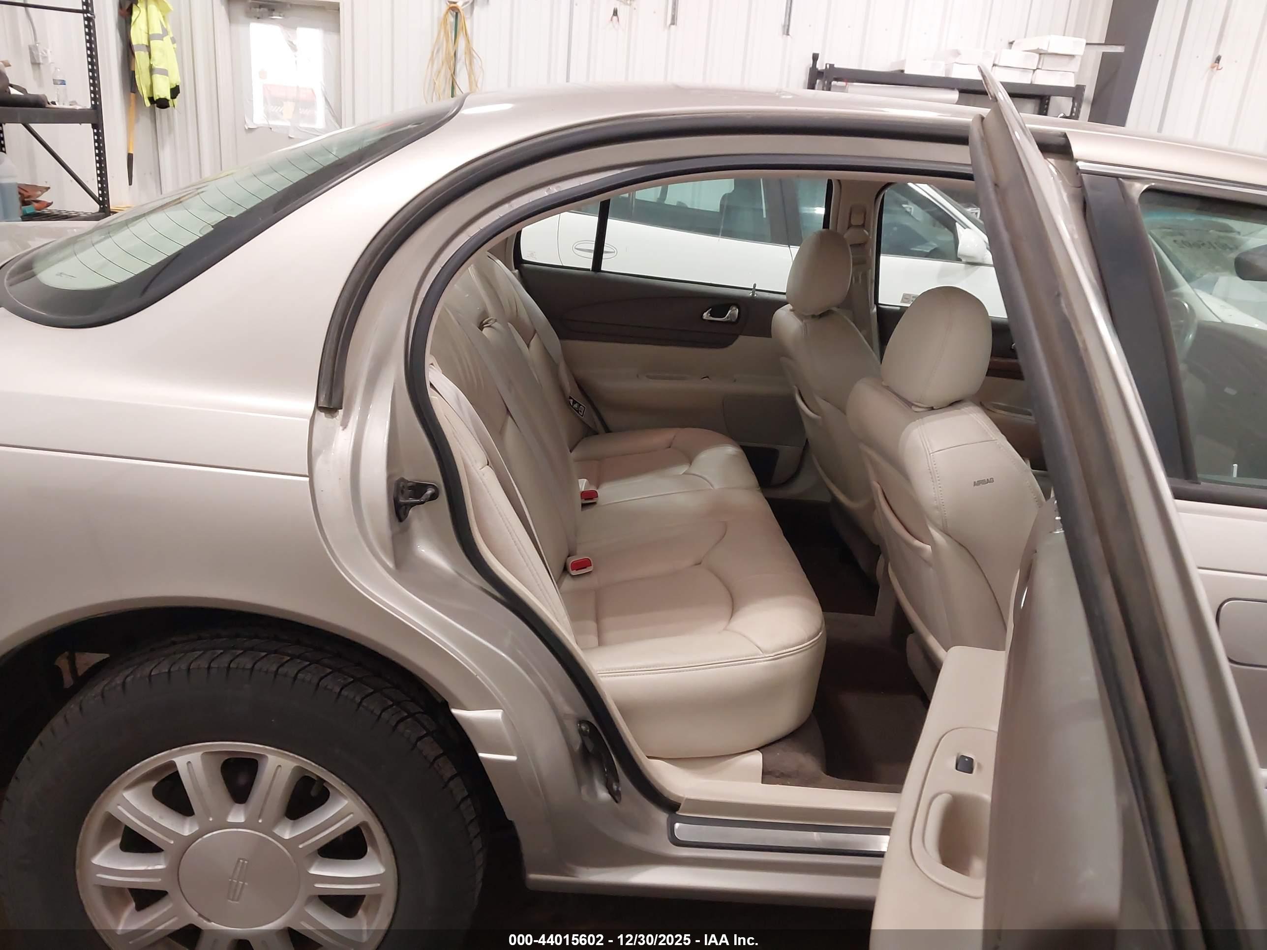 LINCOLN CONTINENTAL image 8