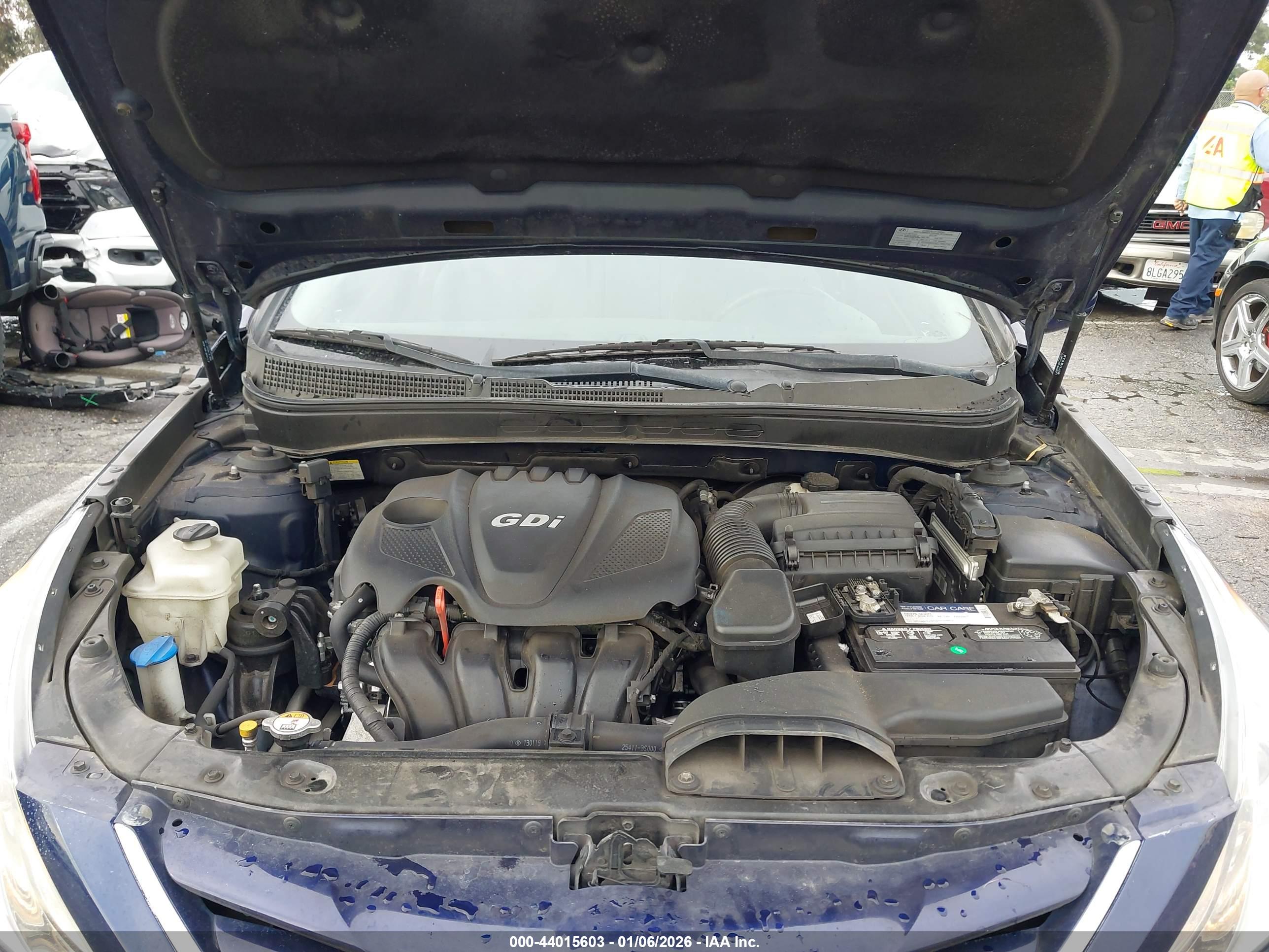HYUNDAI SONATA image 10