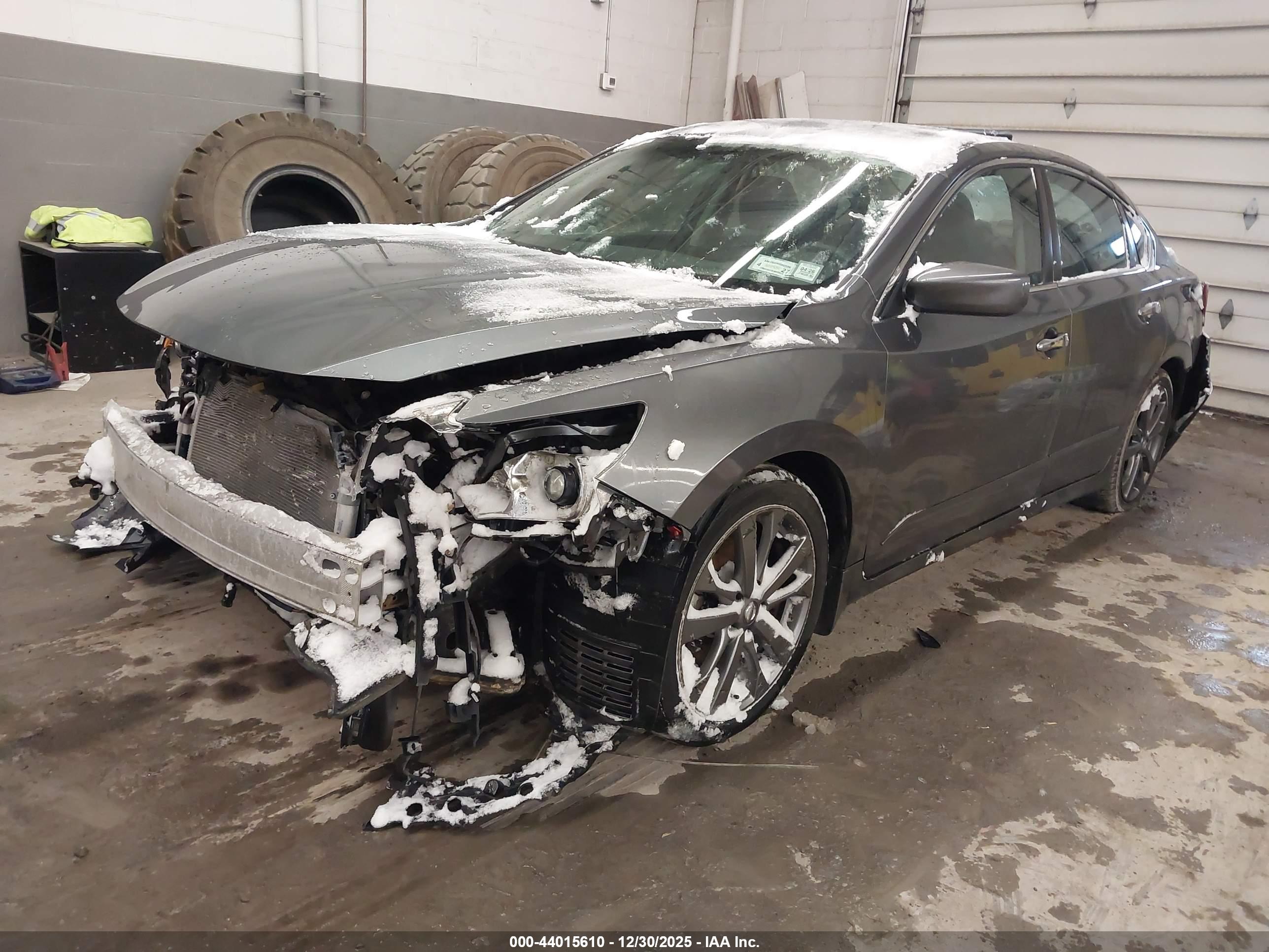 NISSAN ALTIMA image 2