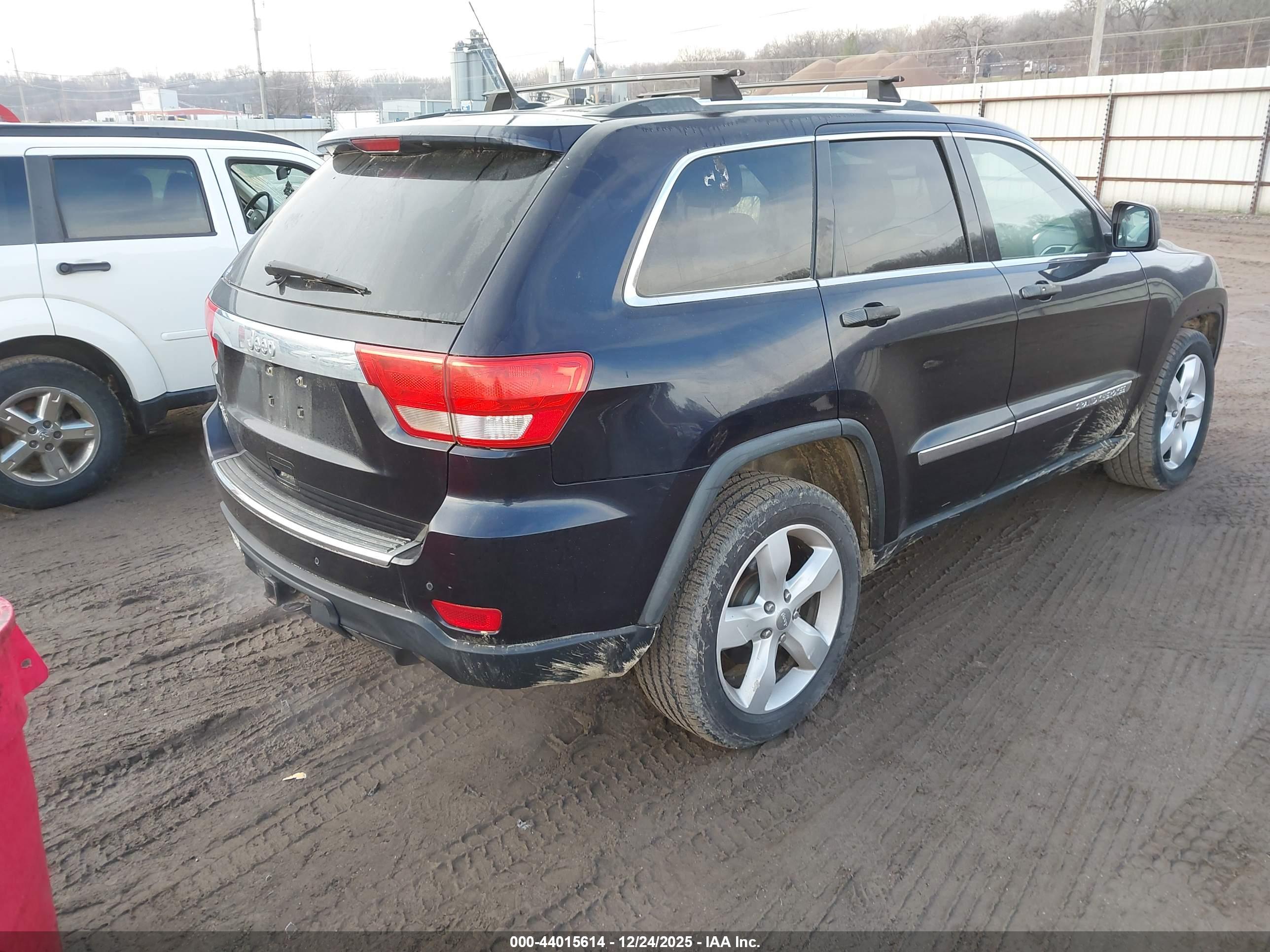 JEEP GRAND image 4